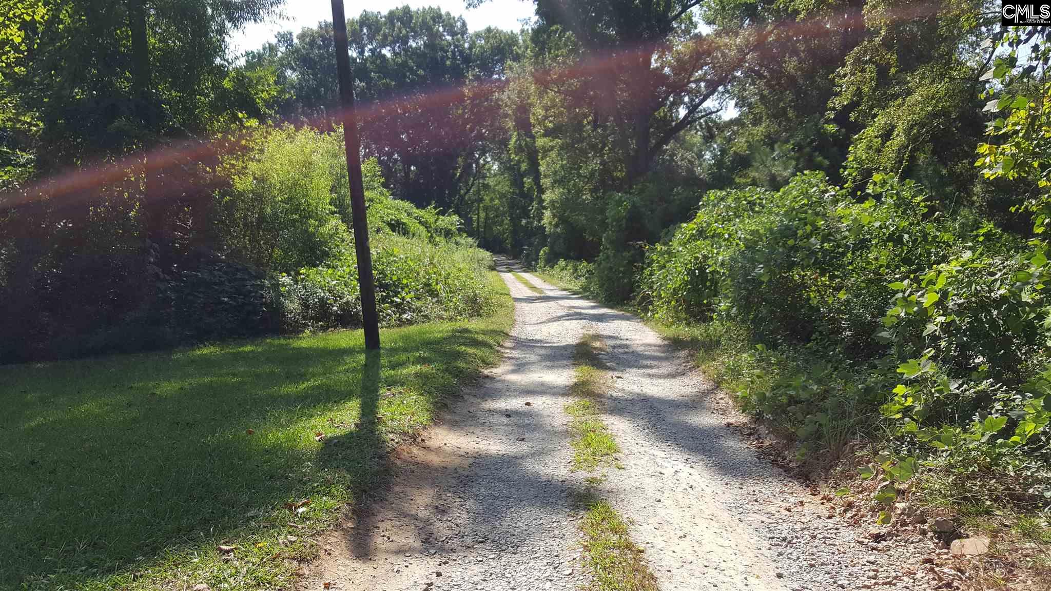 E Howard Batesburg, SC 29006-2422