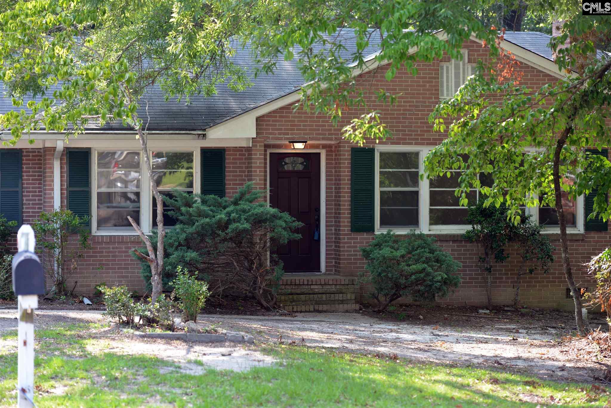 1119 Roberts Camden, SC 29020
