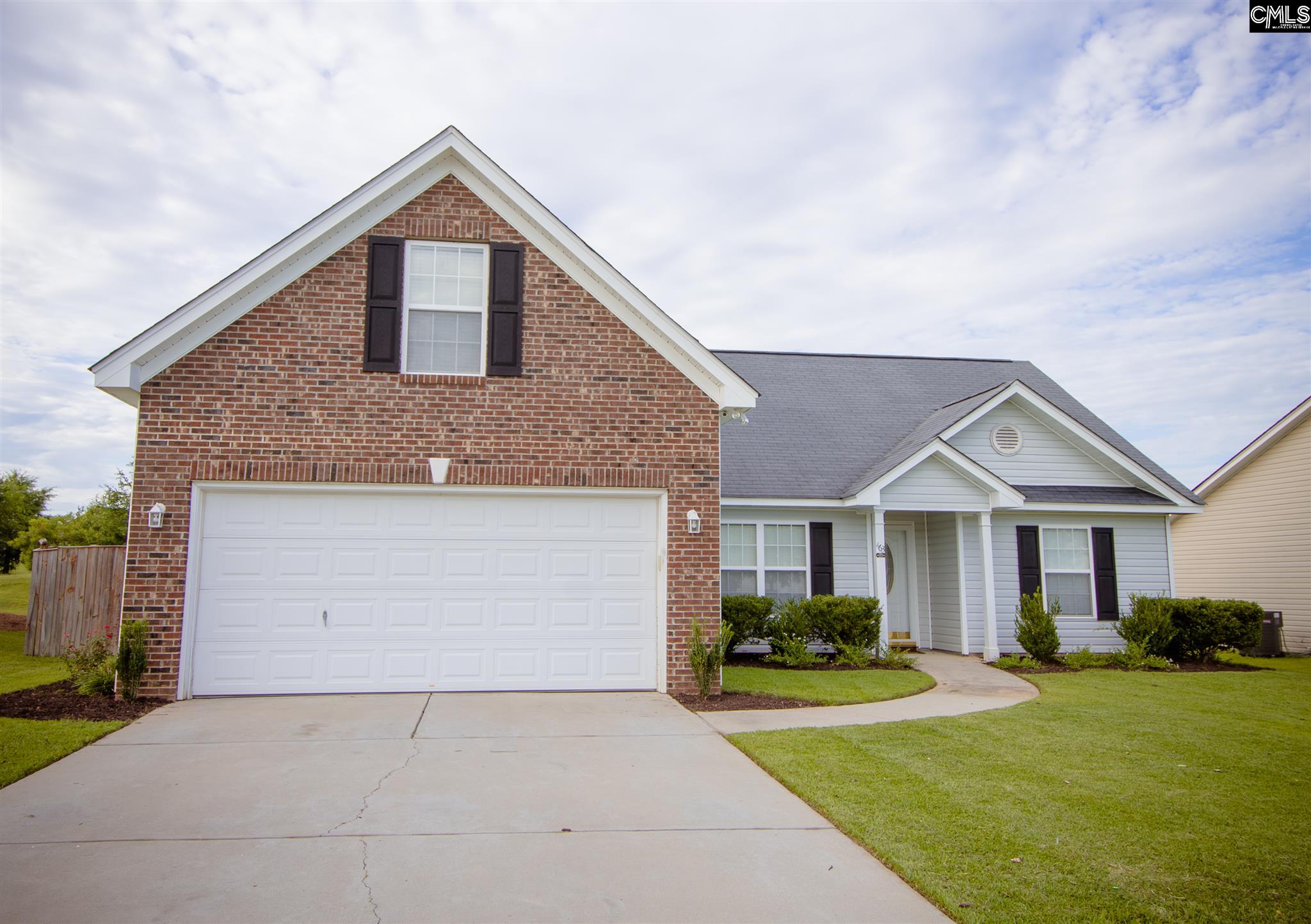463 Hunters Crossing Hopkins, SC 29061