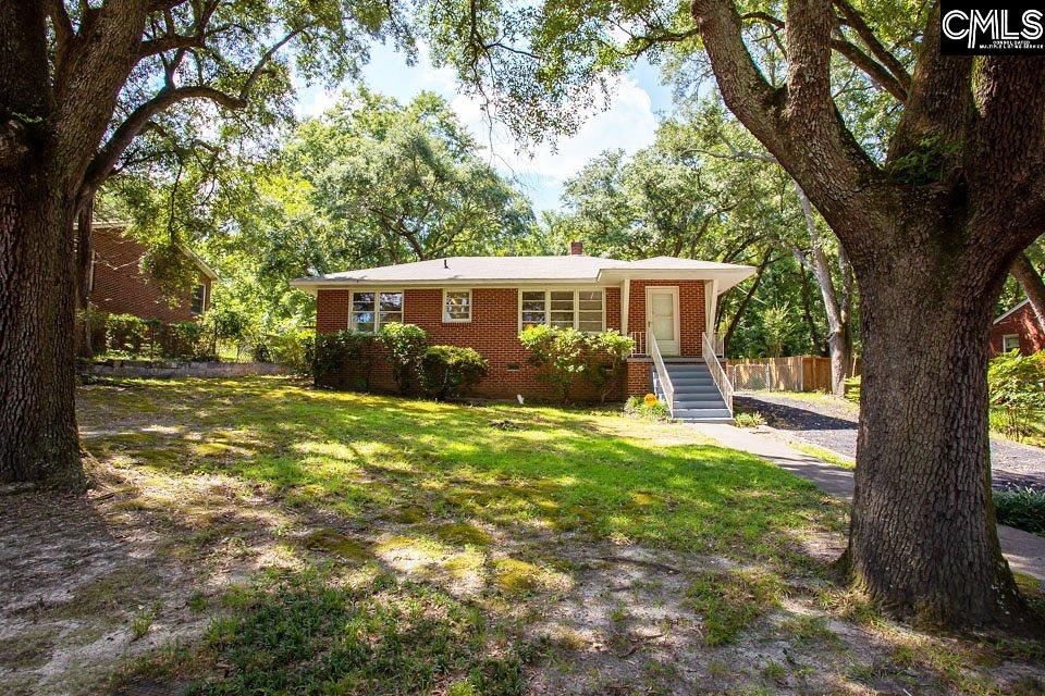 1109 Woodlawn Columbia, SC 29209