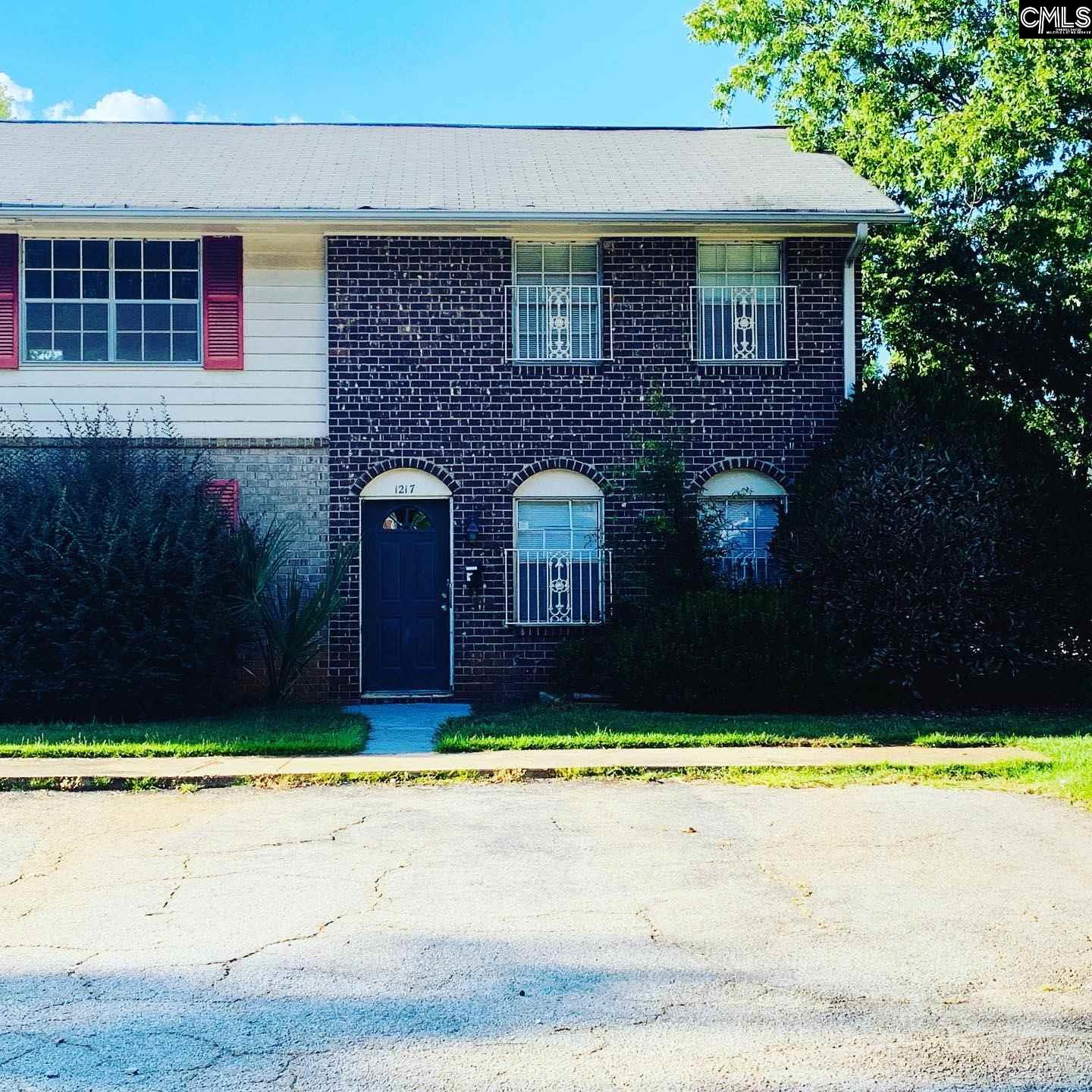 1217 Grove Park Columbia, SC 29210-3921