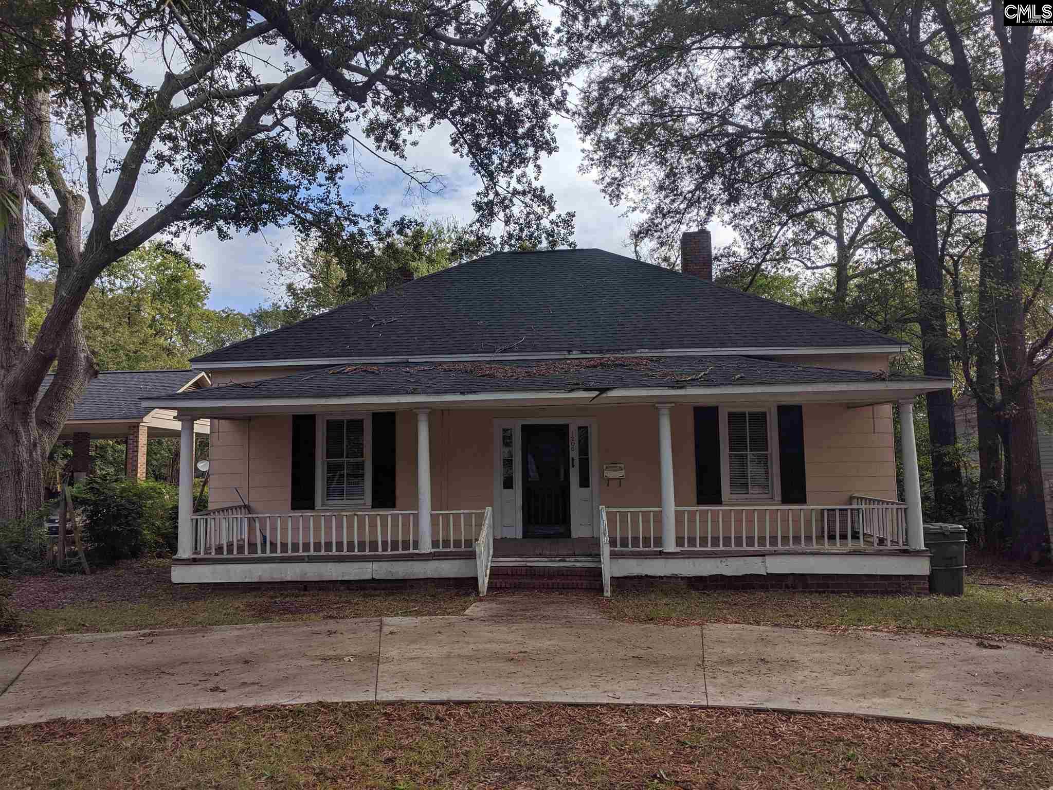 1206 Mill Camden, SC 29020