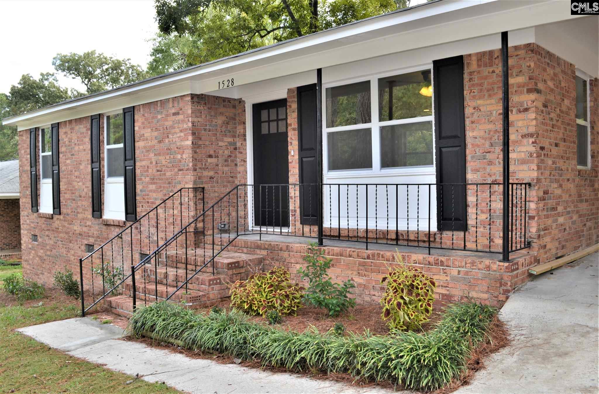 1528 Hollingshed Irmo, SC 29063