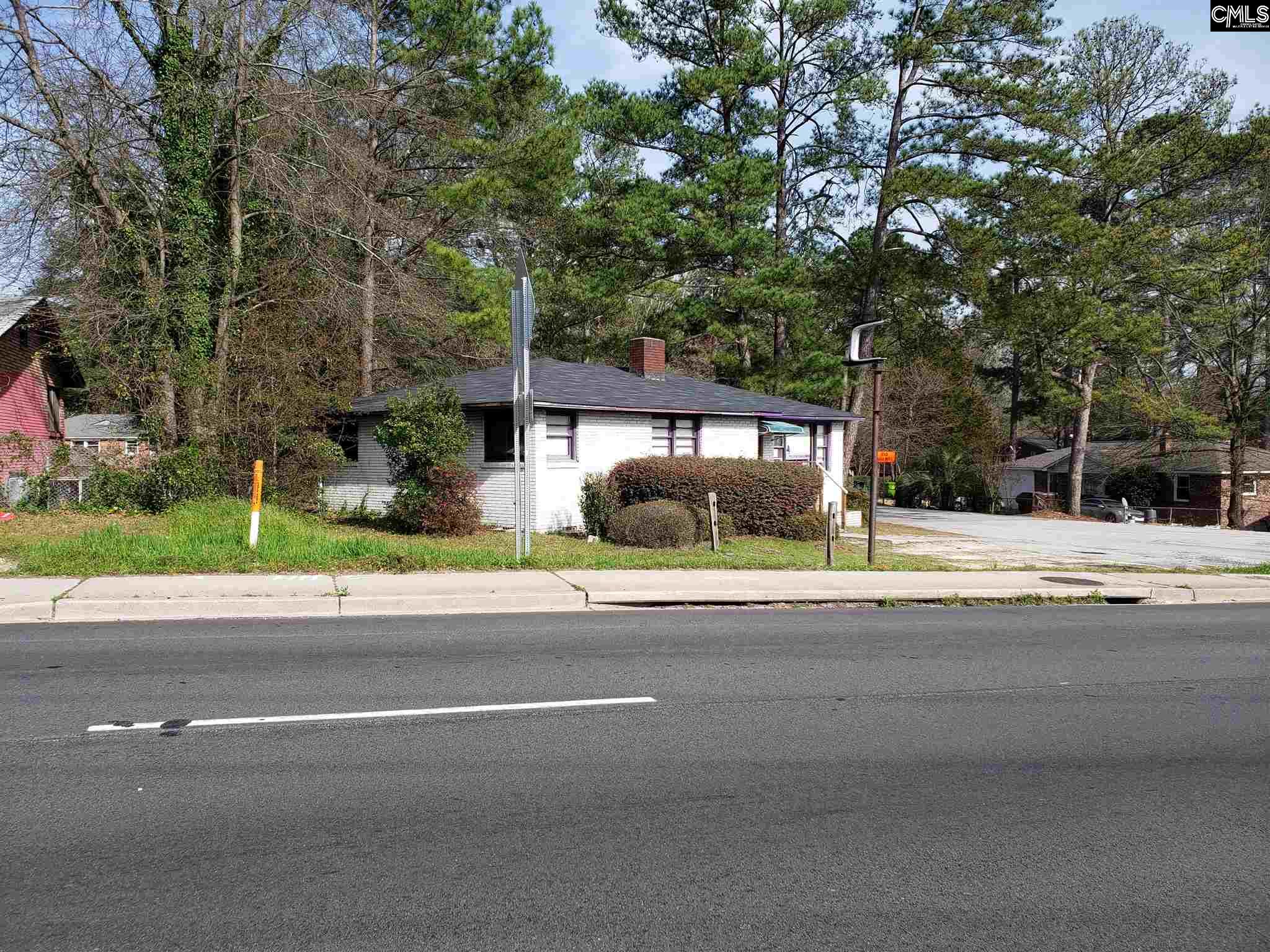 2202 Decker Columbia, SC 29206