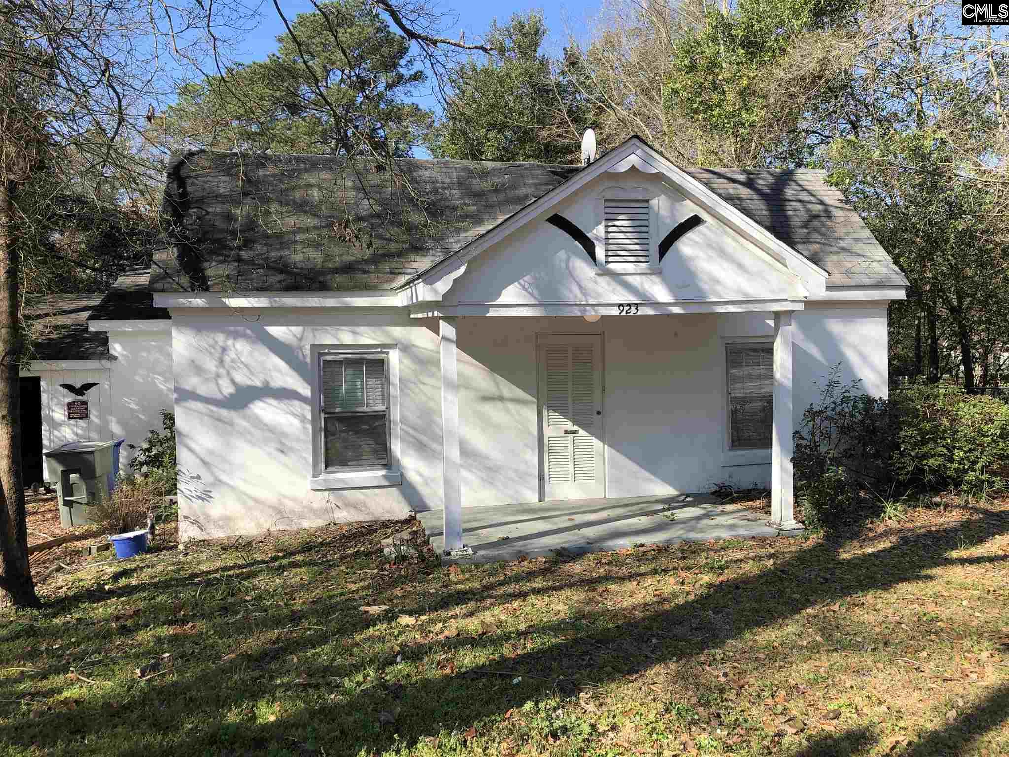 923 Vernon Columbia, SC 29203