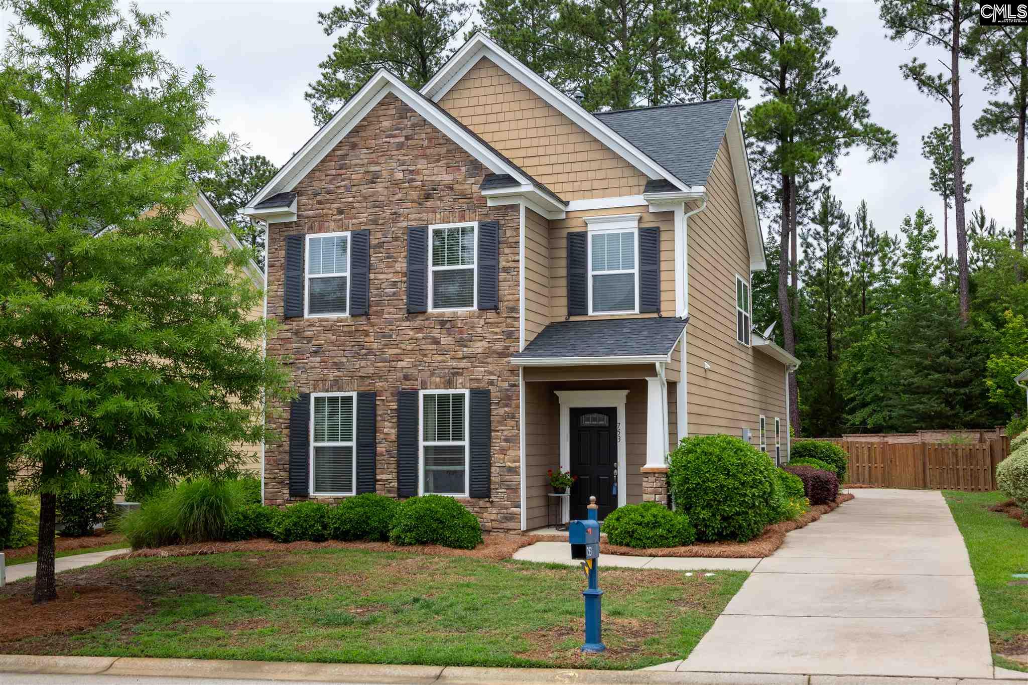 753 Moonsail Chapin, SC 29036