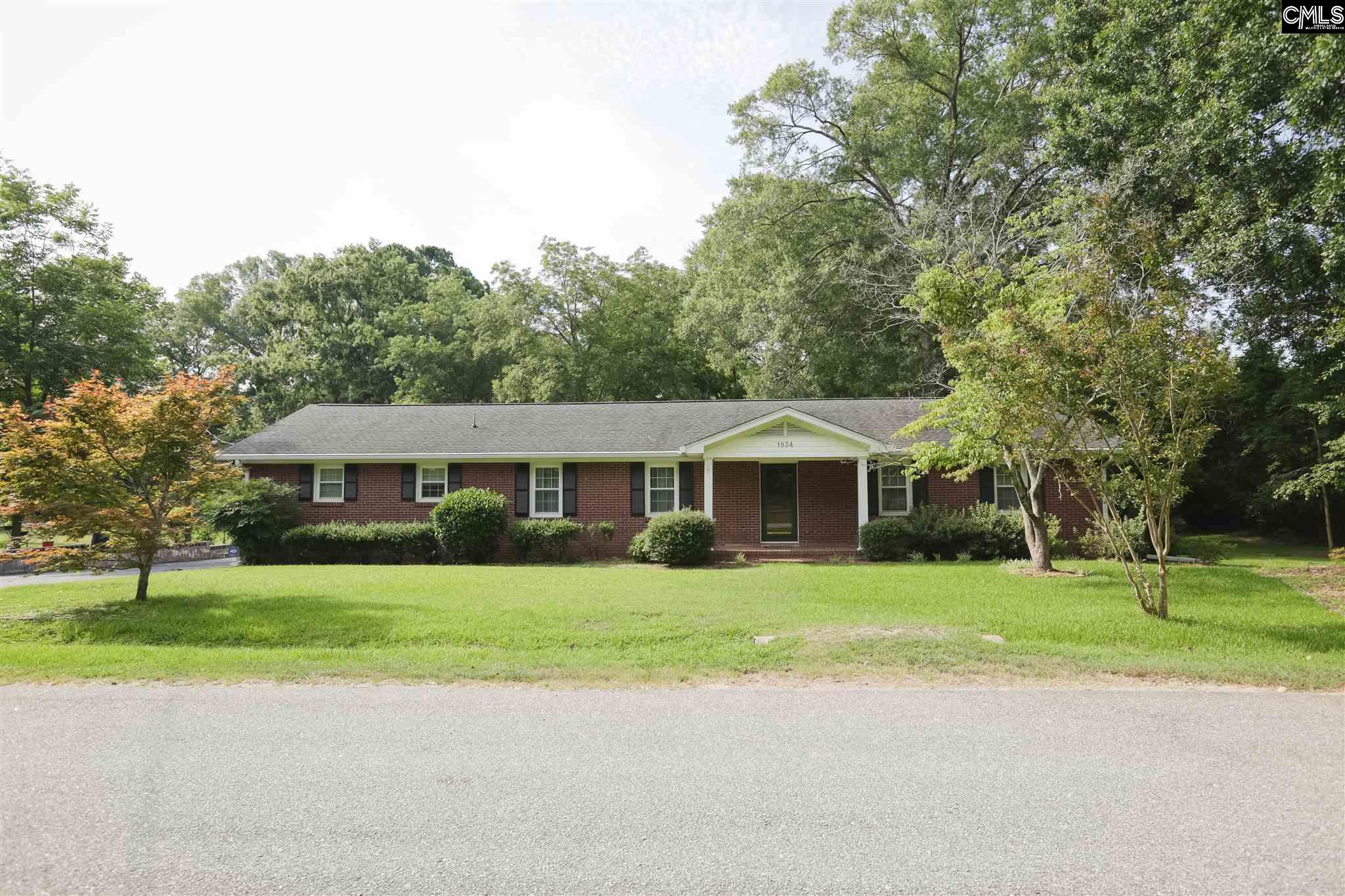 1924 Mayes Newberry, SC 29108