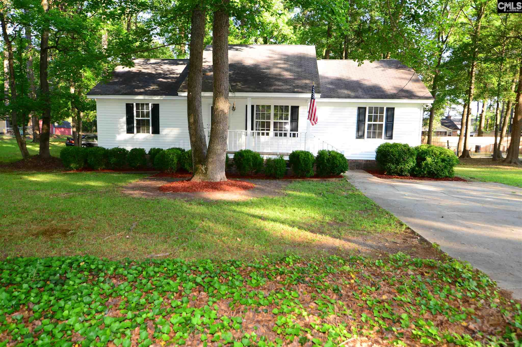 1115 Laurens Camden, SC 29020