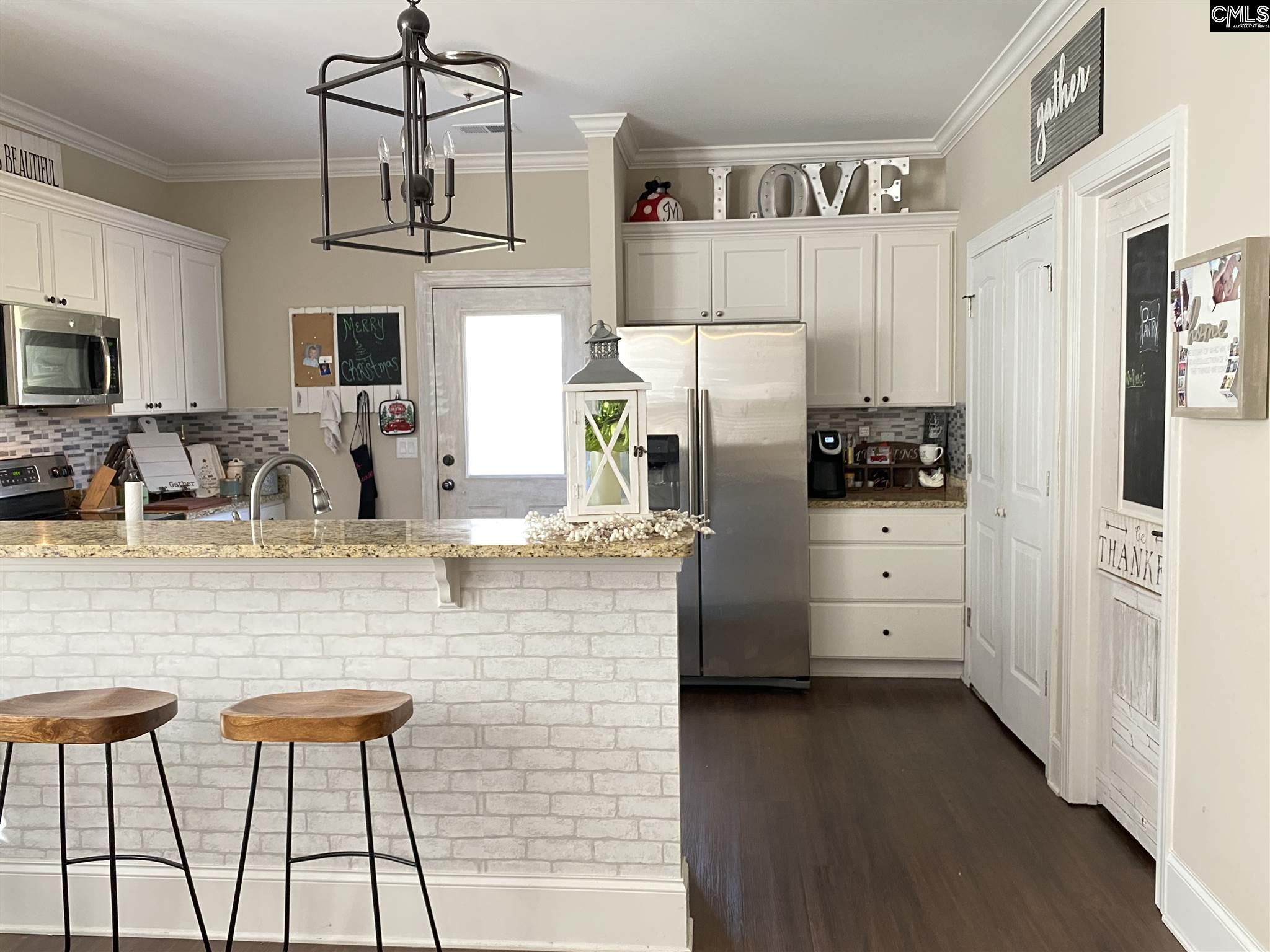2634 Bratton Columbia, SC 29205