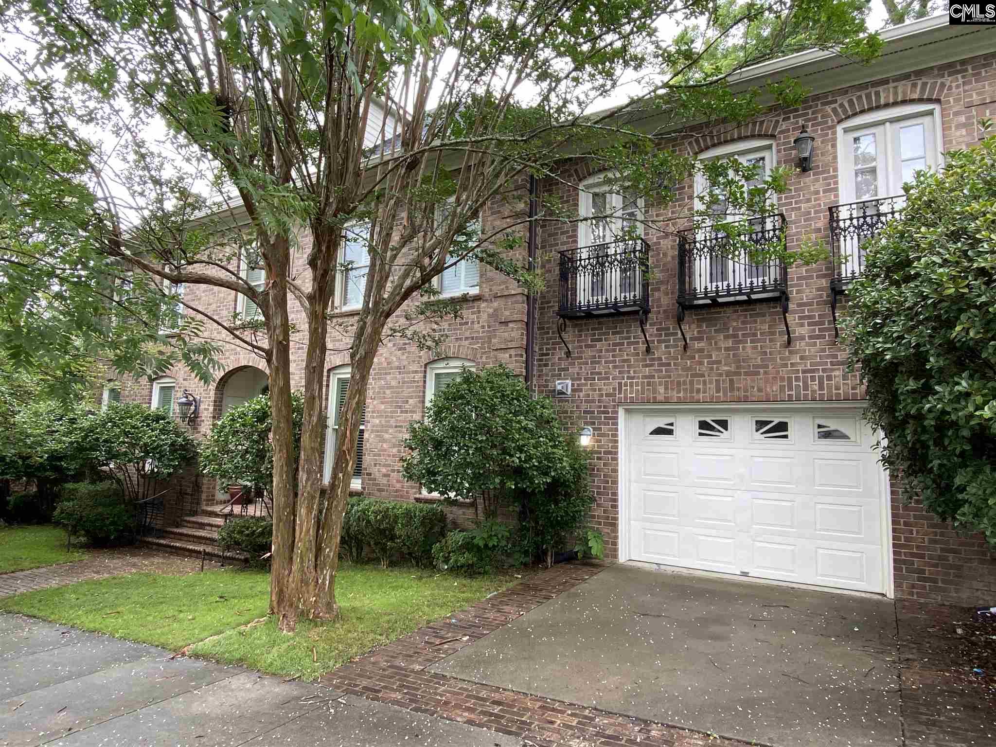 320 St James Columbia, SC 29205-3070