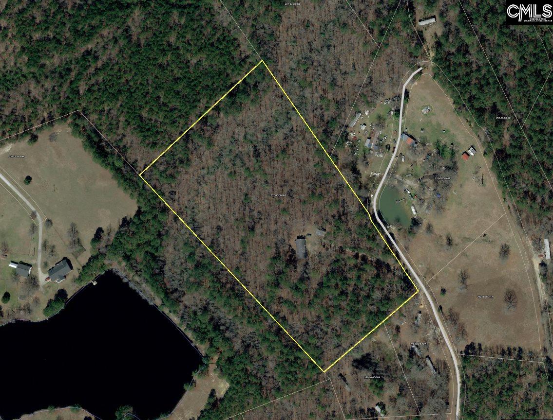 157 Dark Hollow Road Lugoff, SC 29078