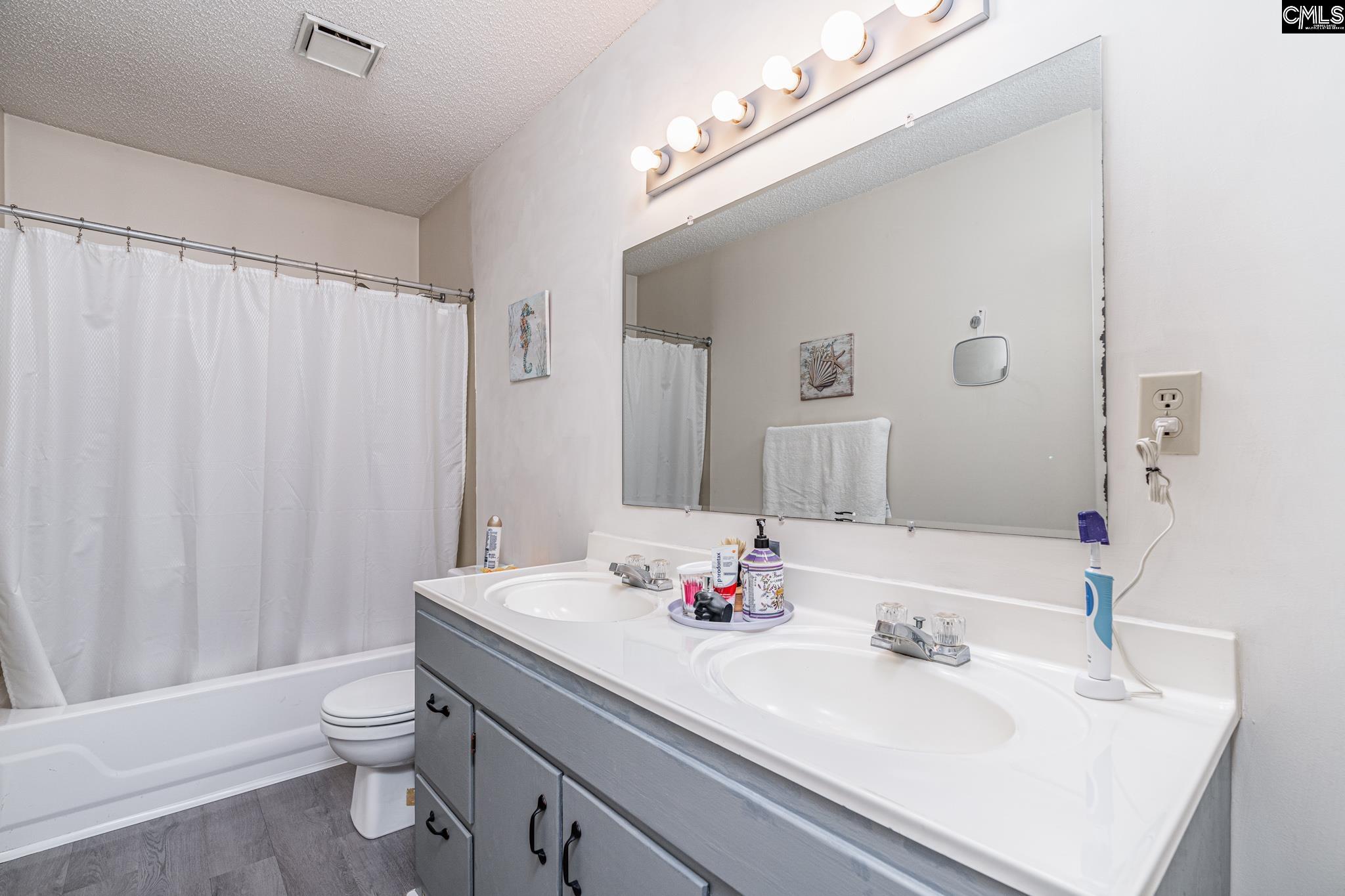 1169 Heins Road Elgin, SC 29045