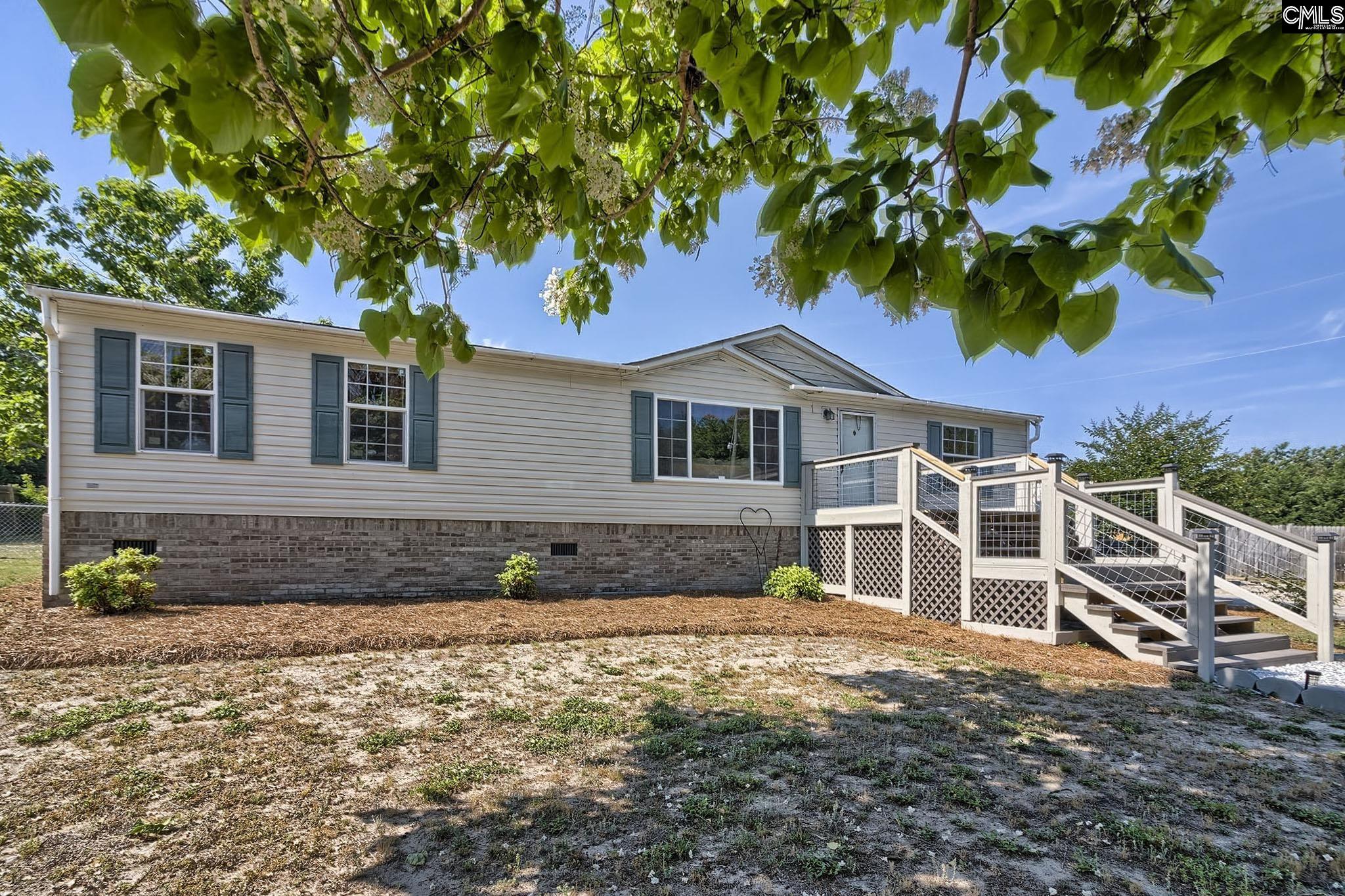 124 W Hampton Street Leesville, SC 29070