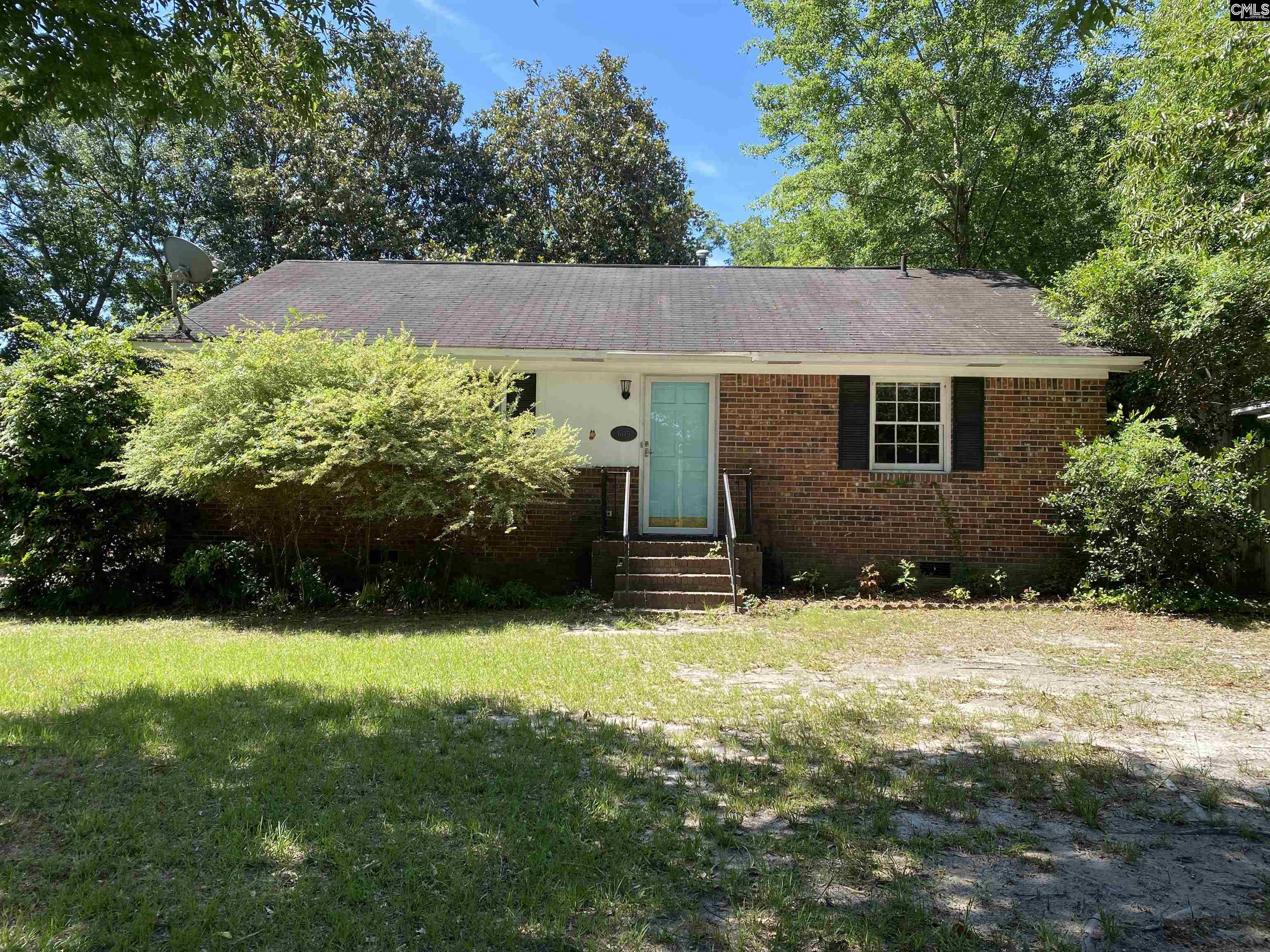 605 Hampton Street Camden, SC 29020