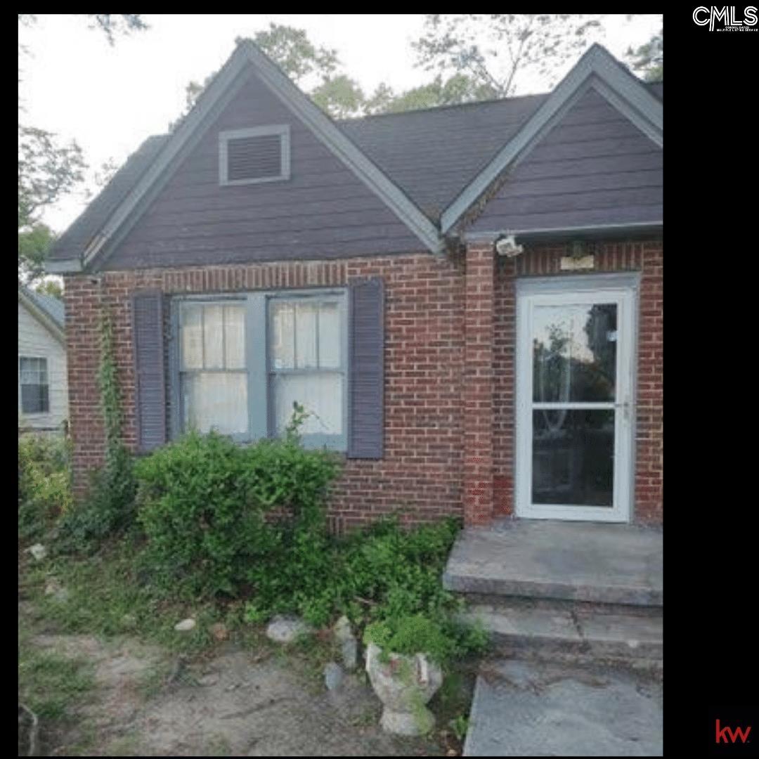 2135 Oak Street Columbia, SC 29204
