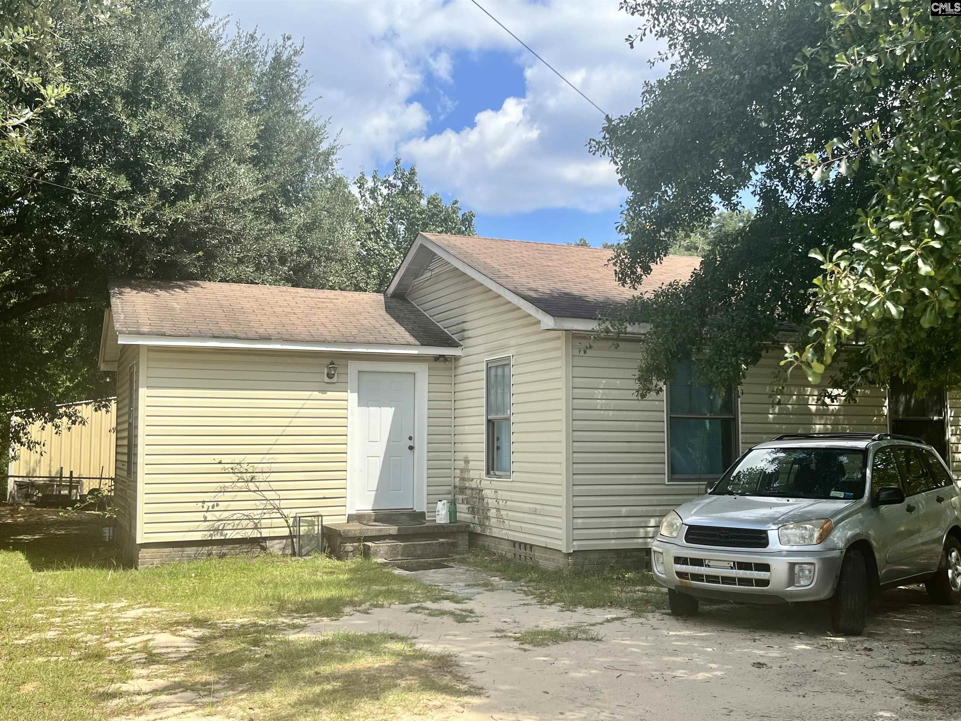 404 North Line West Columbia, SC 29169