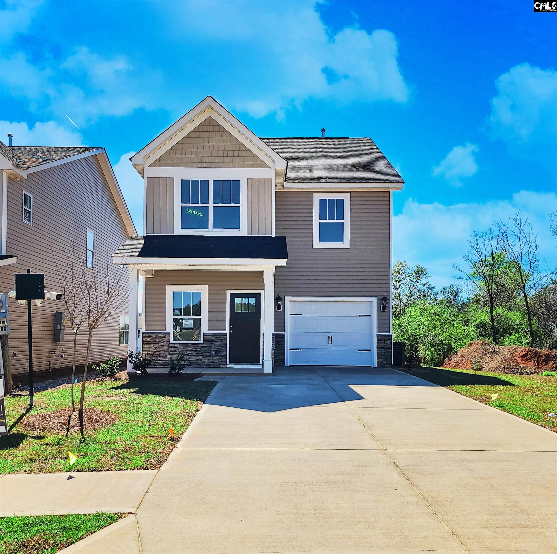 1021 Crescent Moon Loop Hopkins, SC 29061