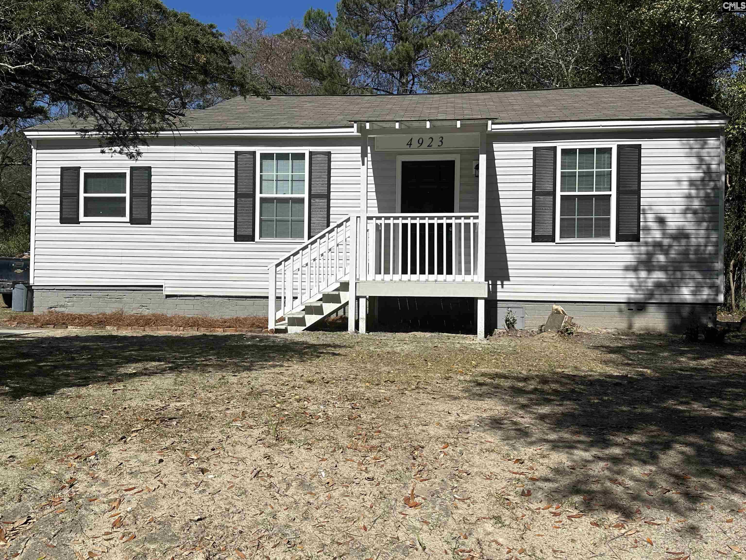 4923 James Street Columbia, SC 29203