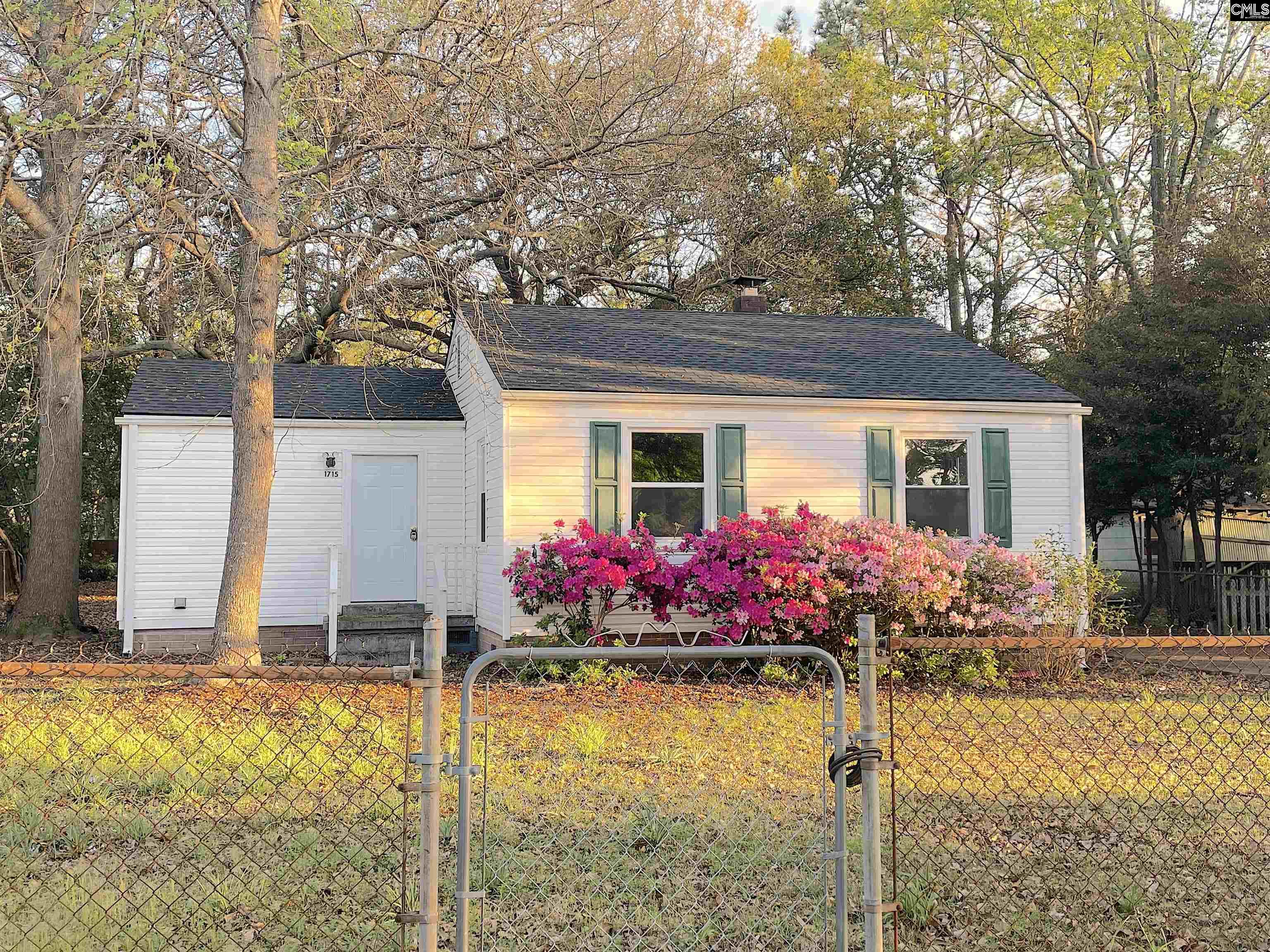 1715 Lacy Street Cayce, SC 29169