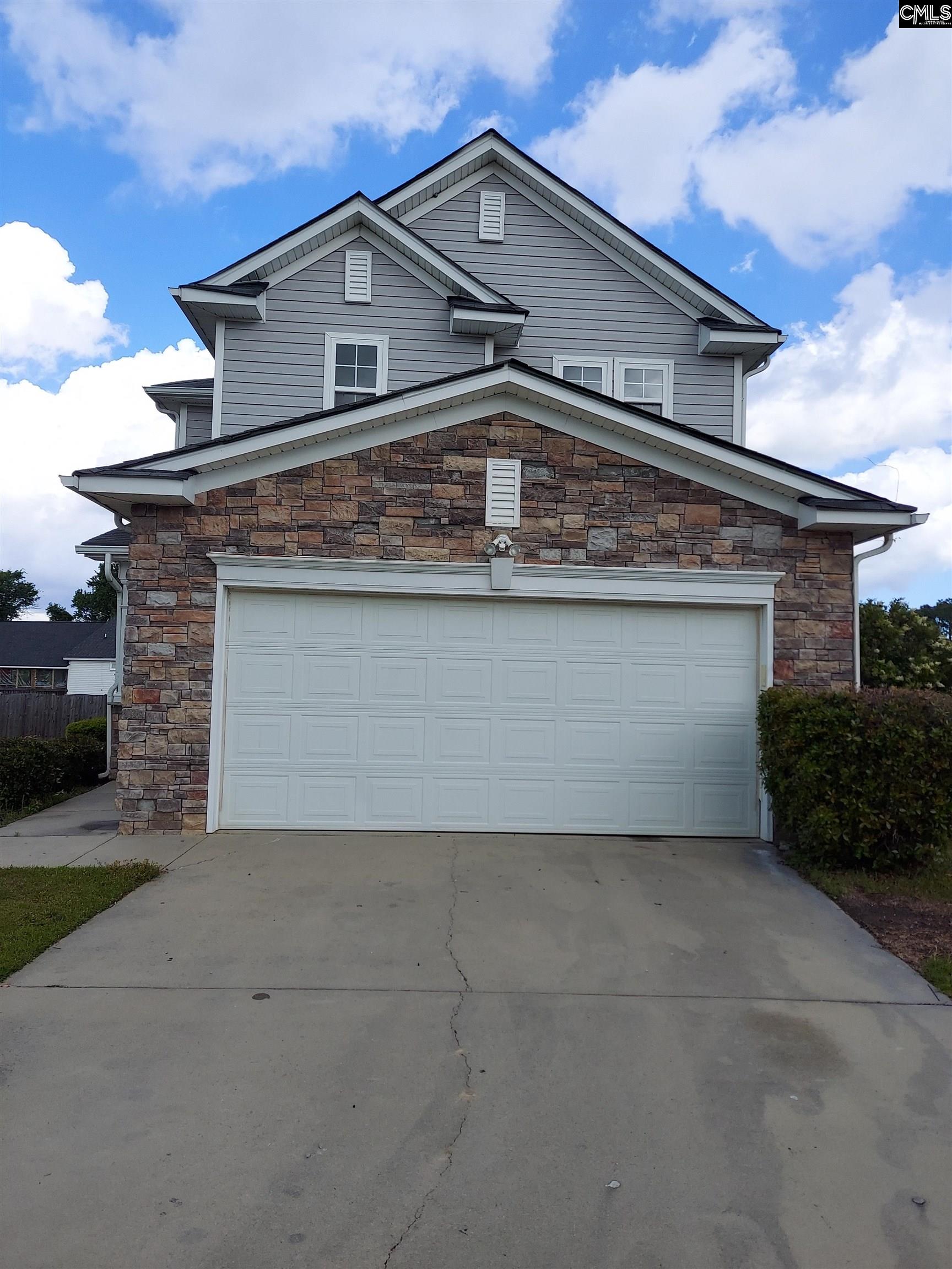 318 Charter Oak Lexington, SC 29072