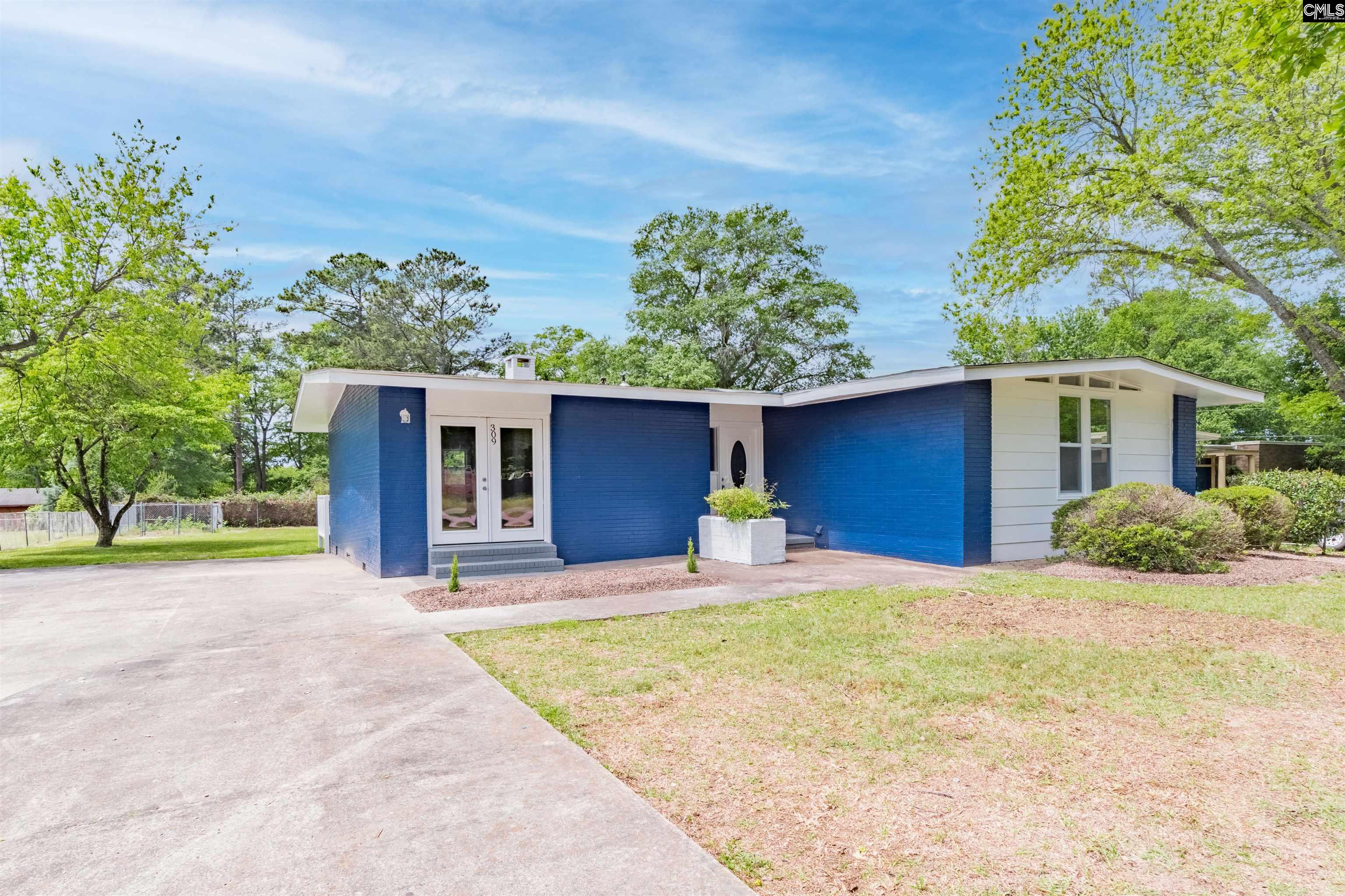 309 Blanding Street Batesburg, SC 29006-1301
