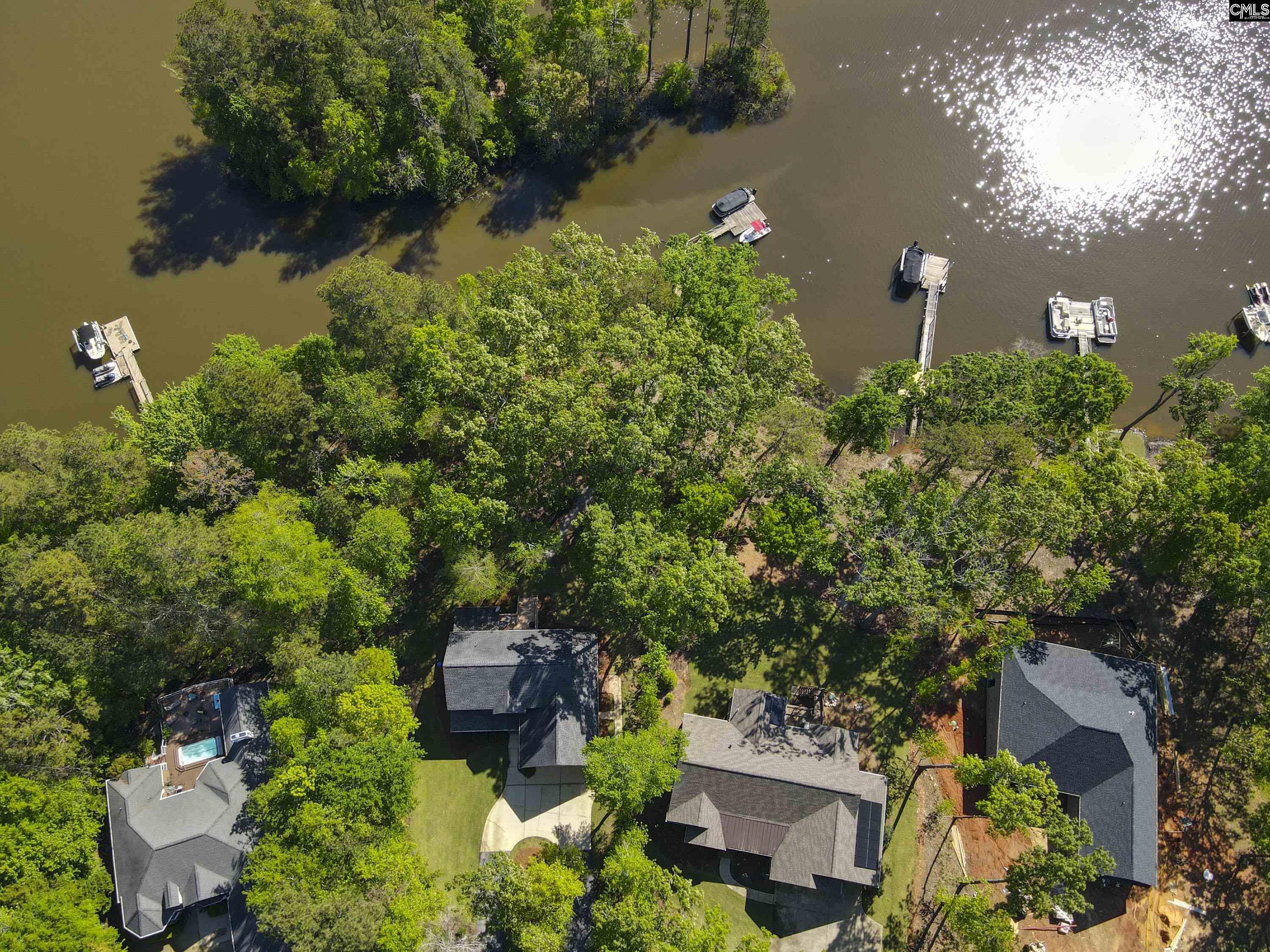 914 Peninsula Drive, Prosperity, South Carolina for 975,000