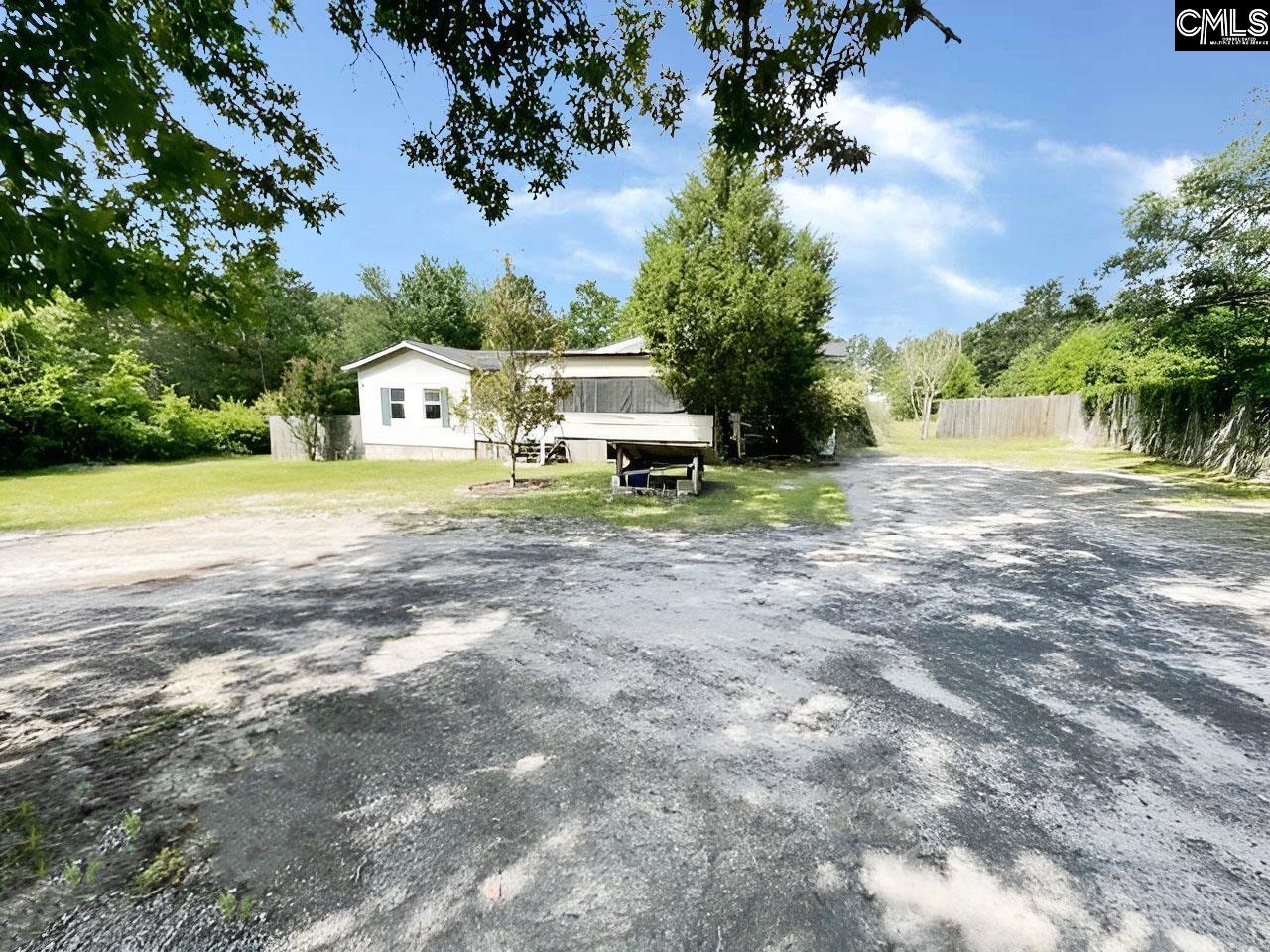 879 Leslie Branham Lugoff, SC 29078