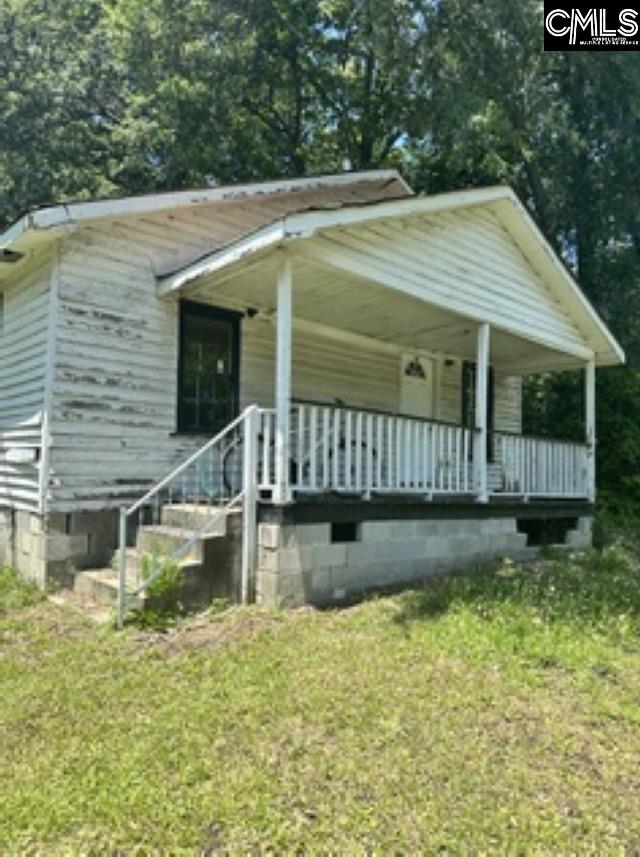133 S Oak Street Batesburg, SC 29006