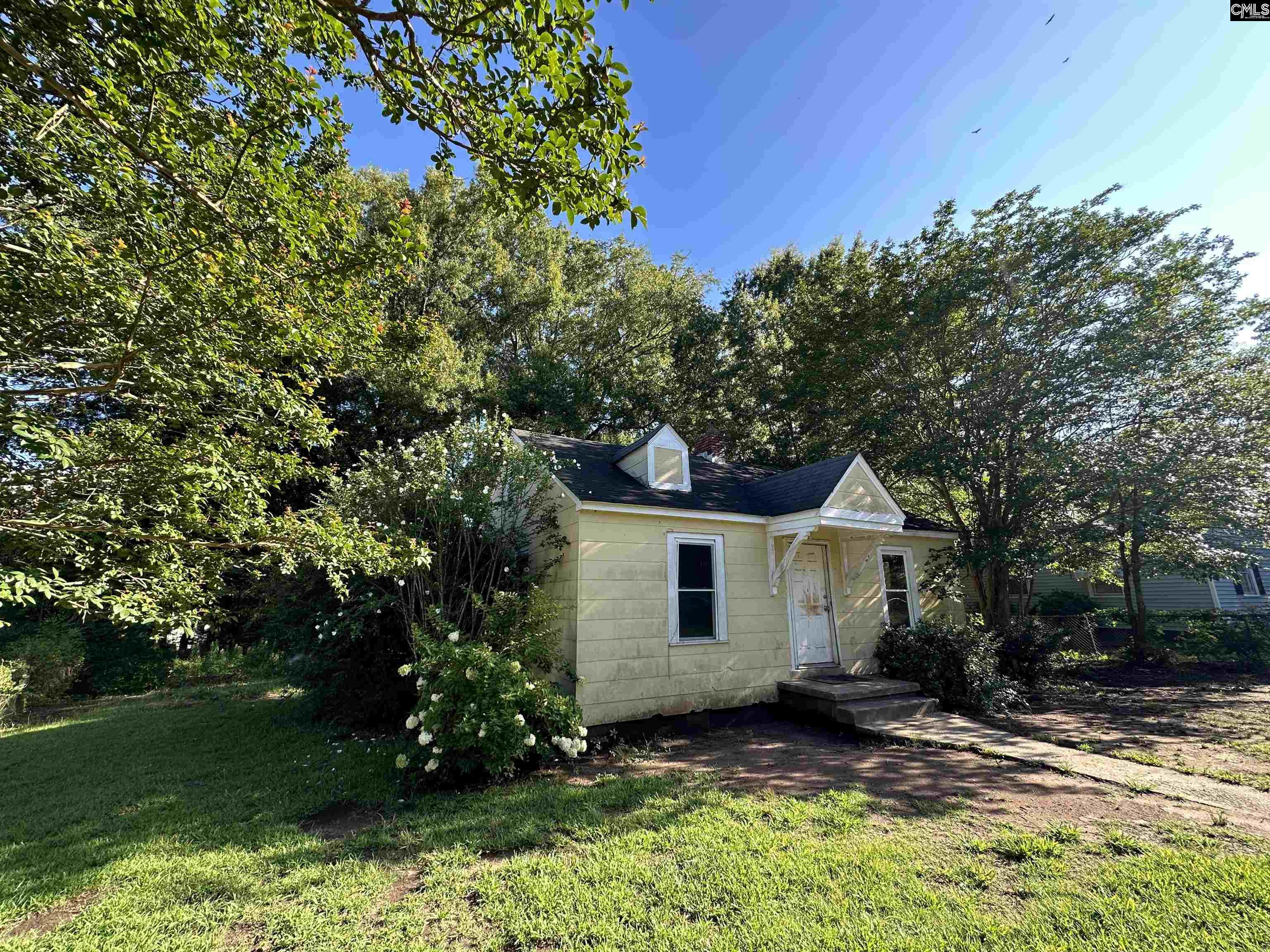 145 12th Street Winnsboro, SC 29180