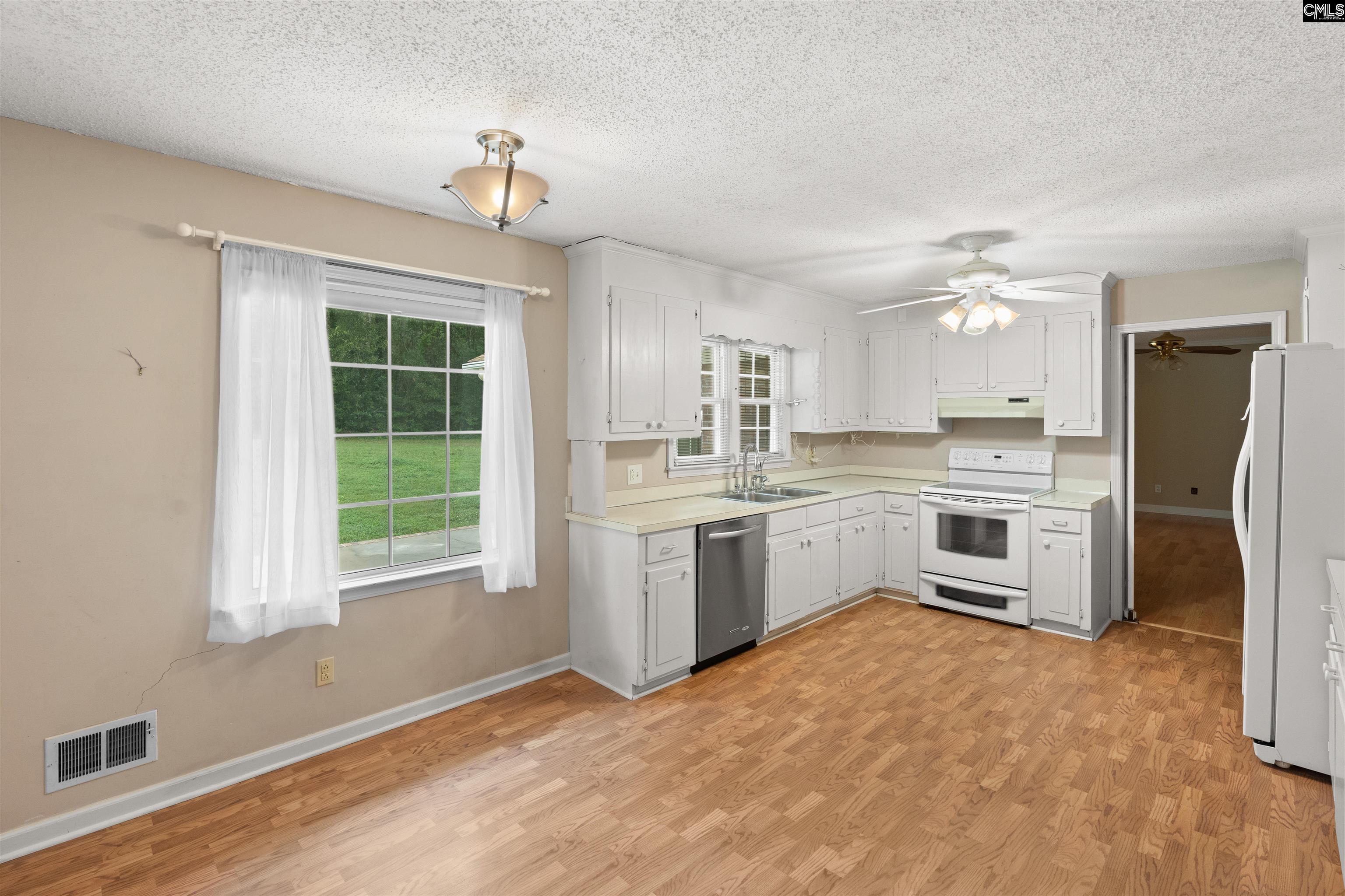 401 Lydgate Drive, Columbia, South Carolina for 349,000