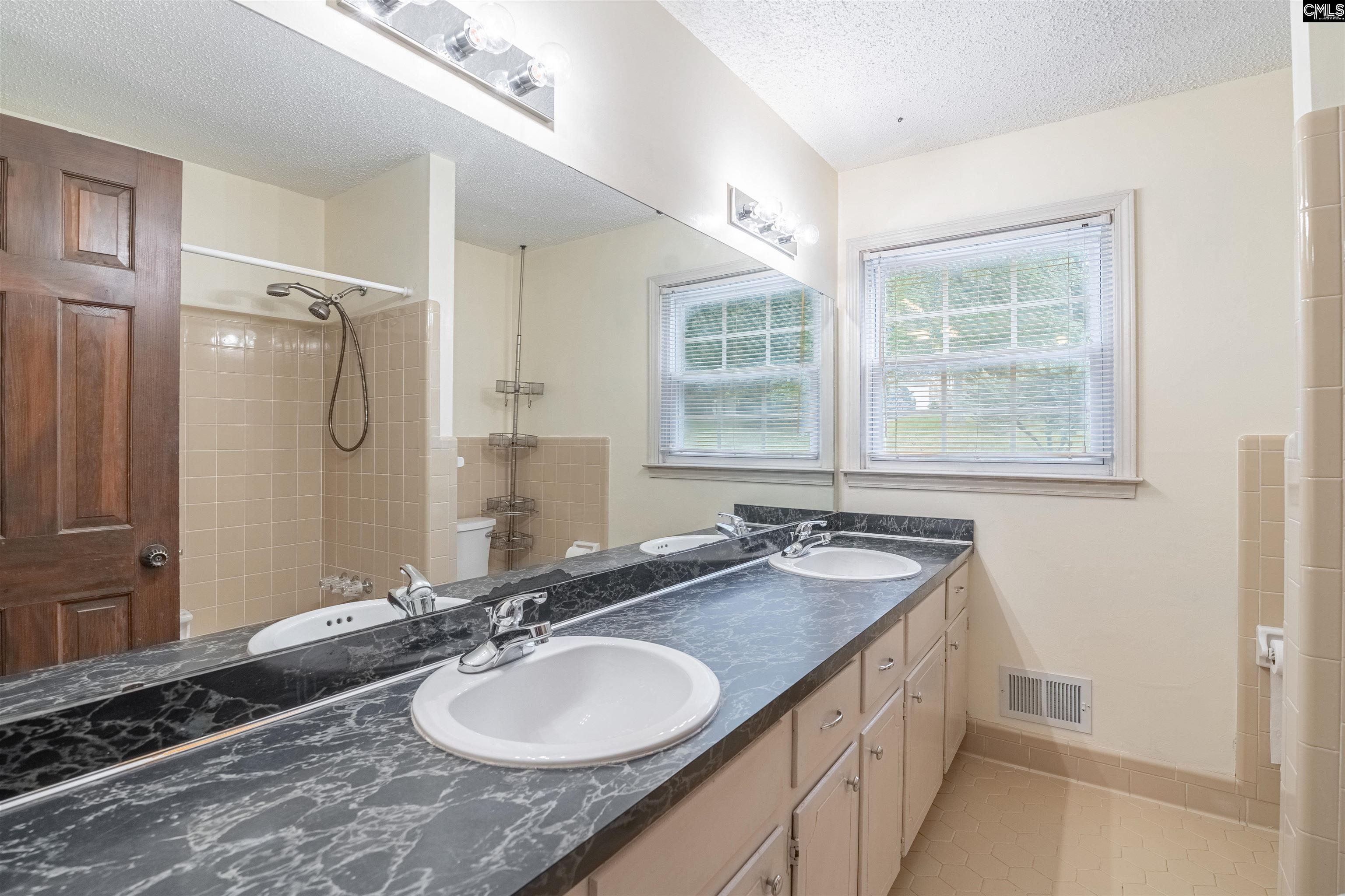 401 Lydgate Drive, Columbia, South Carolina for 349,000