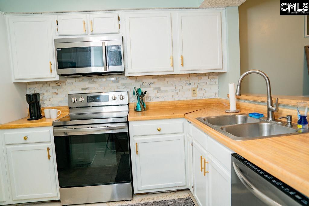 448 Deerwood Street Columbia, SC 29205