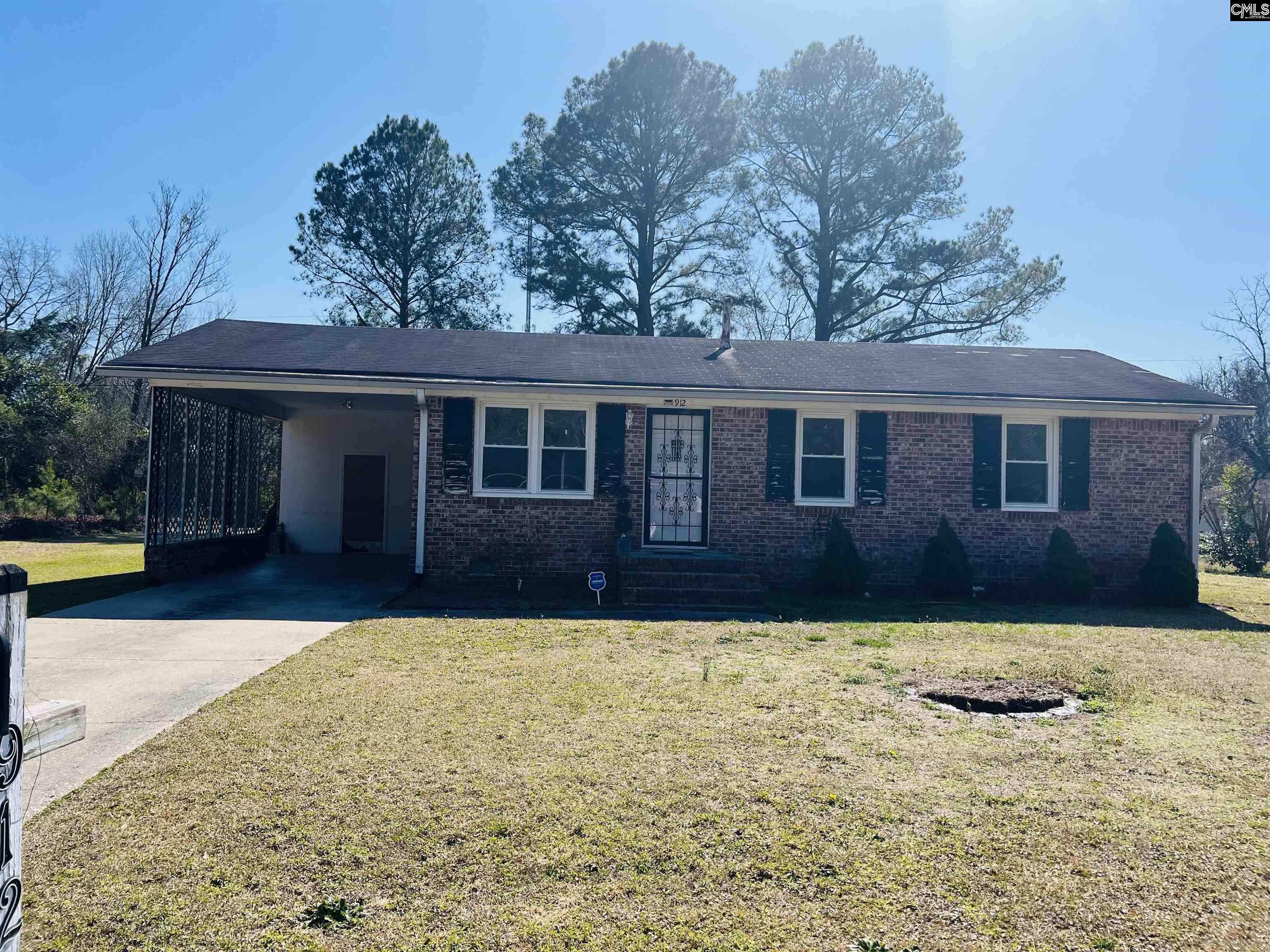 912 Wateree Blvd Camden, SC 29020