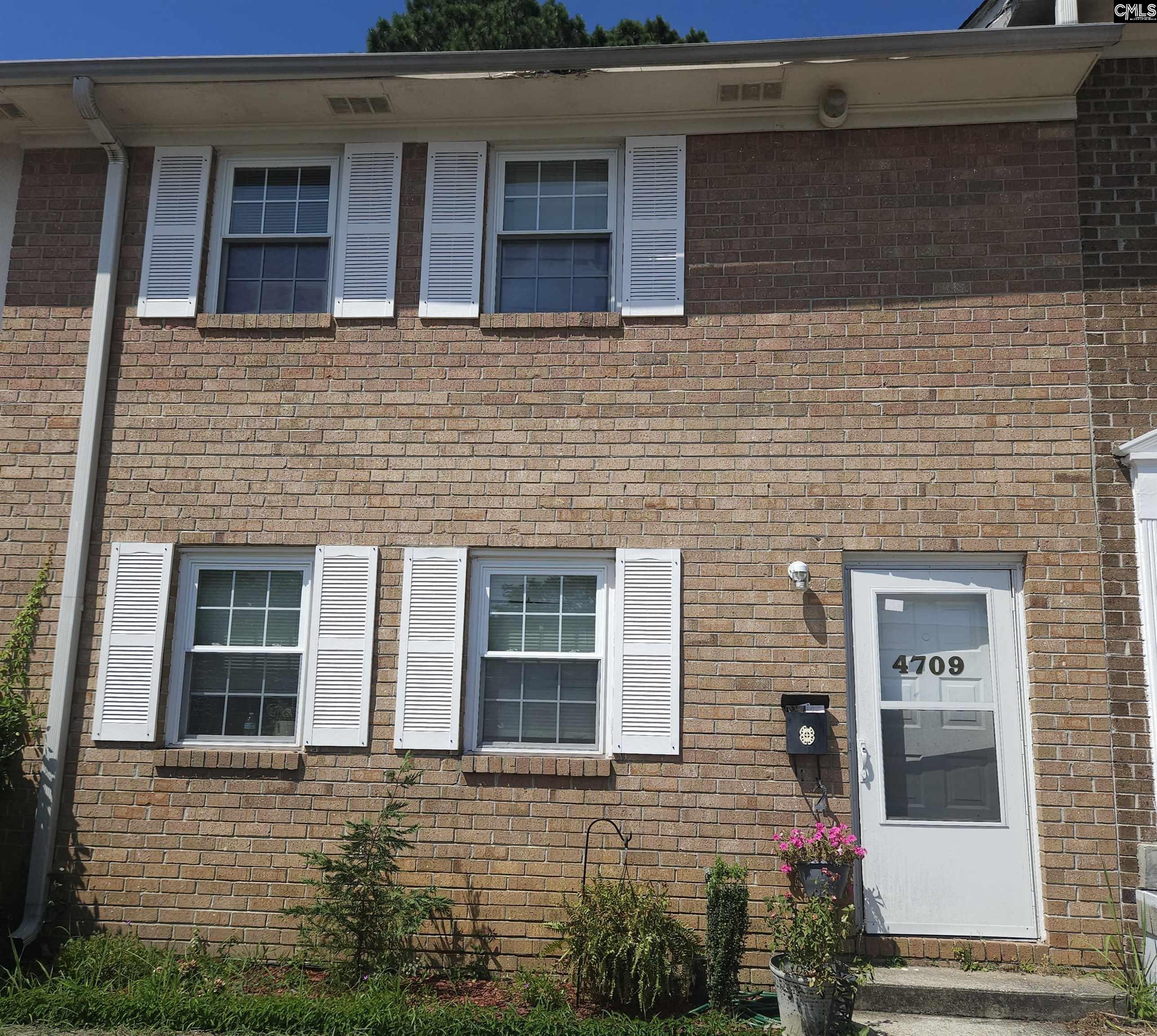 4709 Leaf Crest Columbia, SC 29210