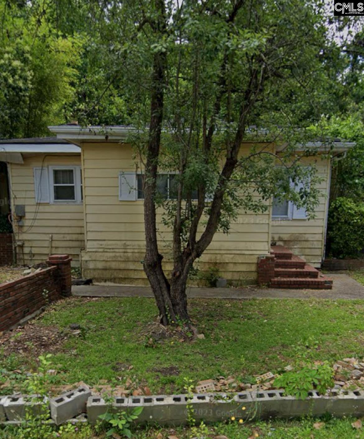 422 Blossom Street Batesburg, SC 29006