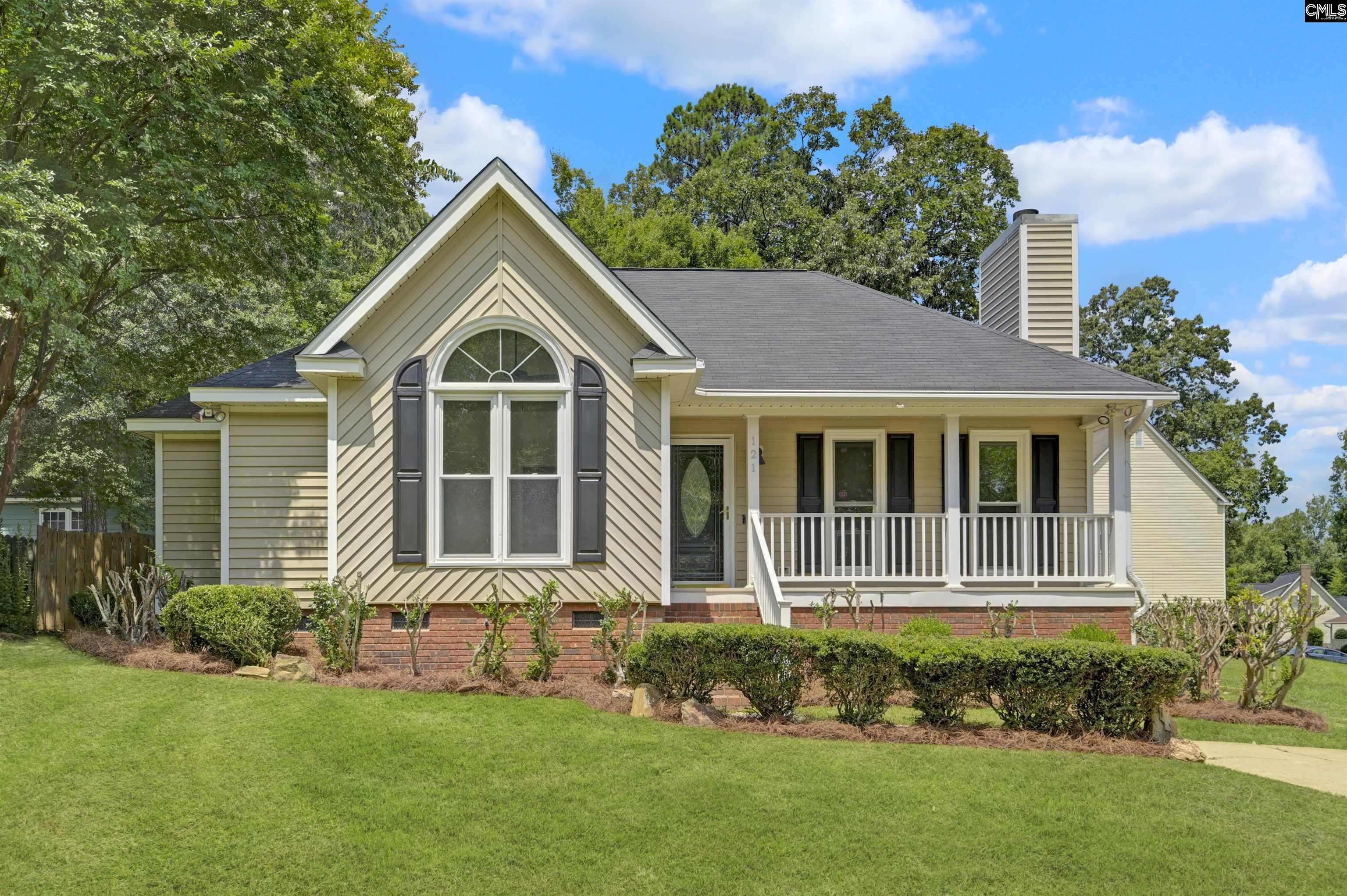 121 Hedgefield Road Irmo, SC 29063