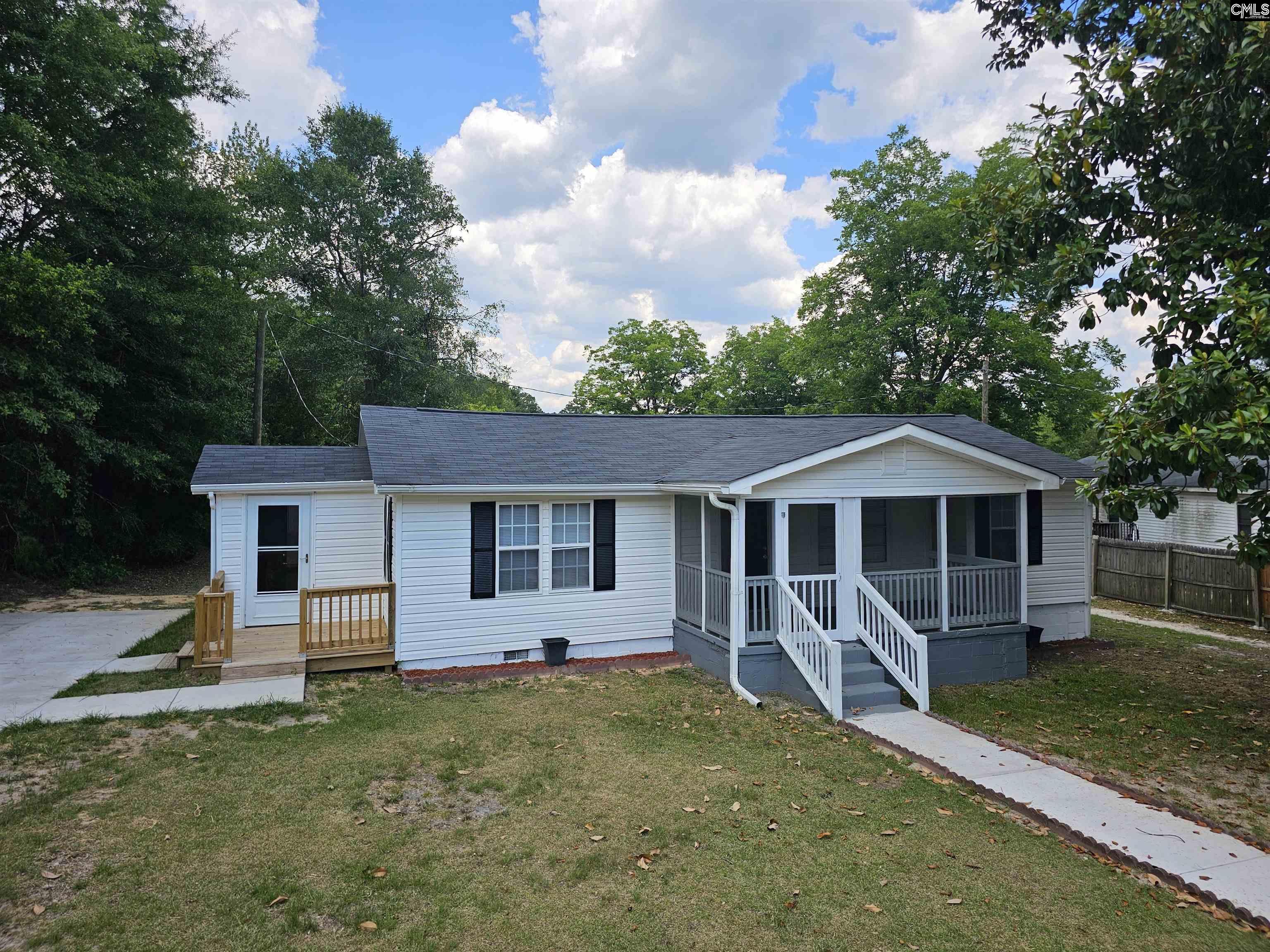 1557 Bradley Road Camden, SC 29020