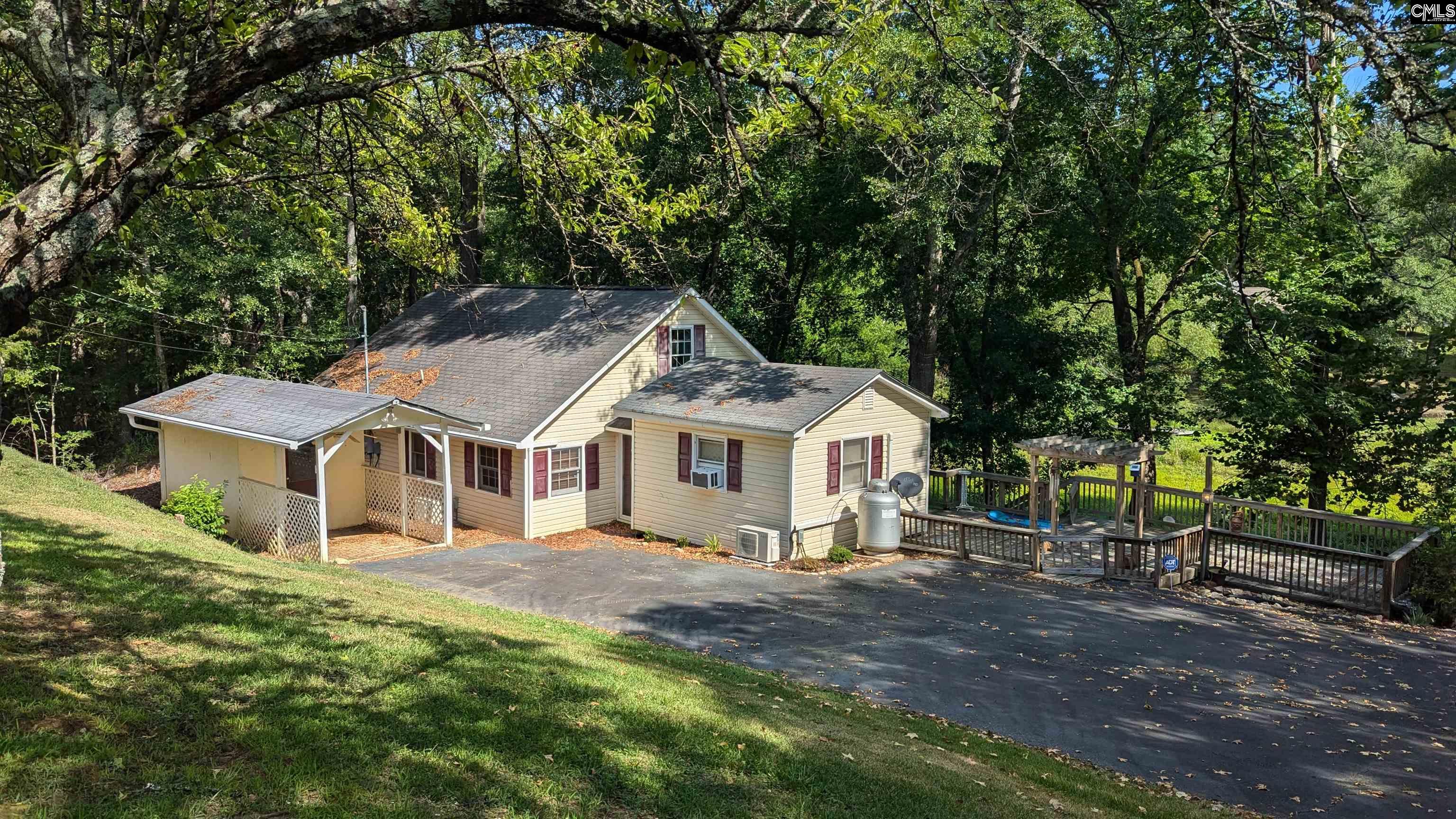 705 Deer Run Road, Ridgeway, South Carolina image 1