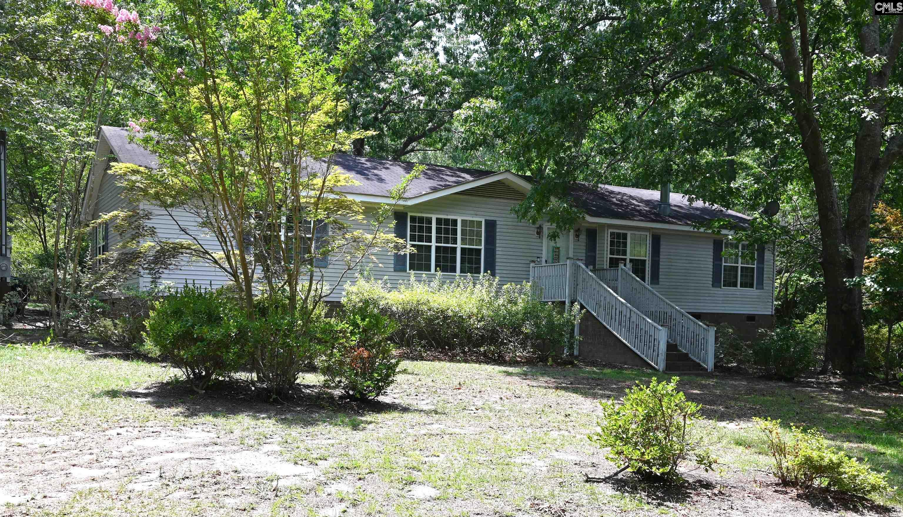 6236 Old Leesburg Road Hopkins, SC 29061