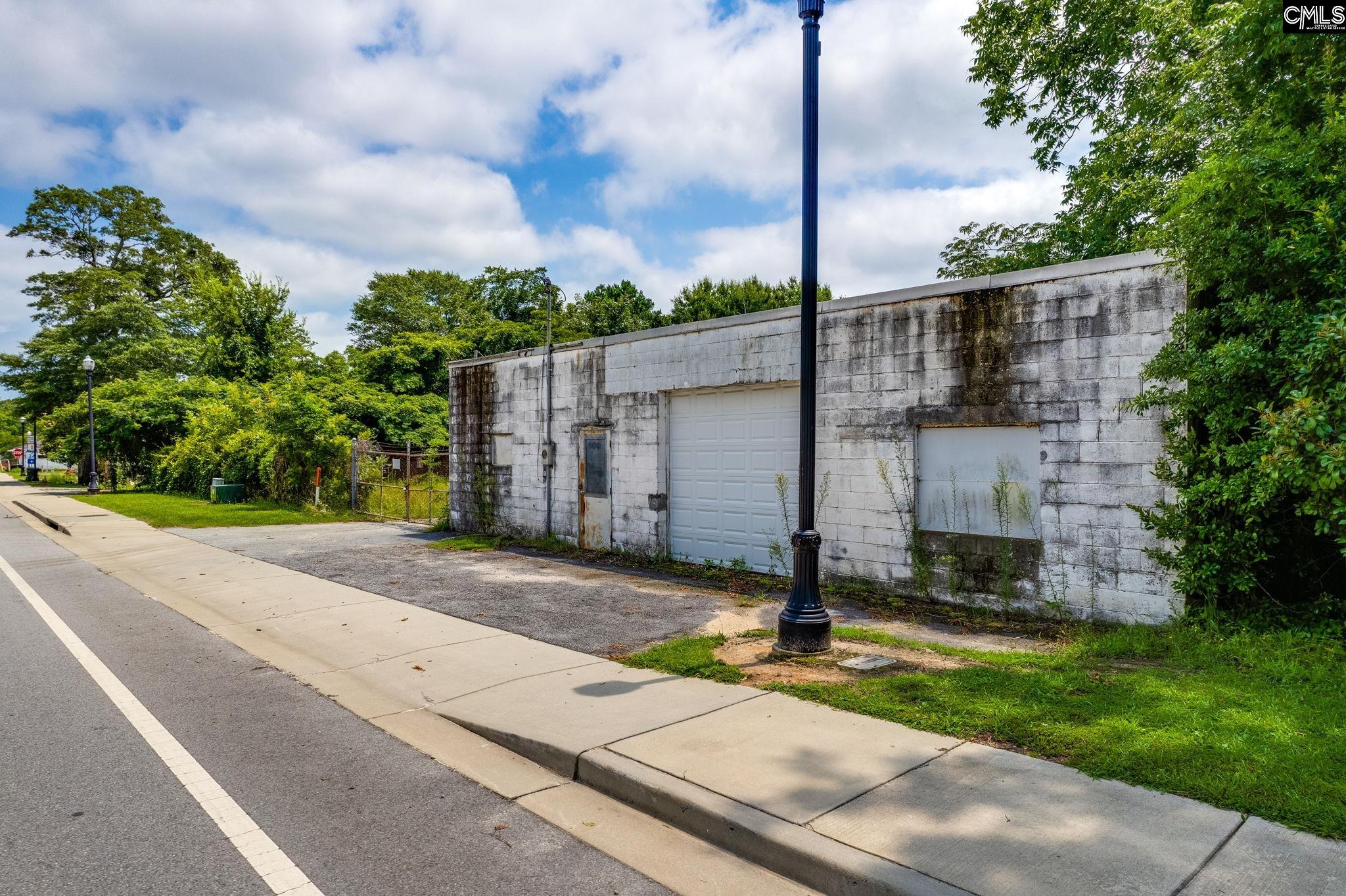 211 York Street Camden, SC 29020