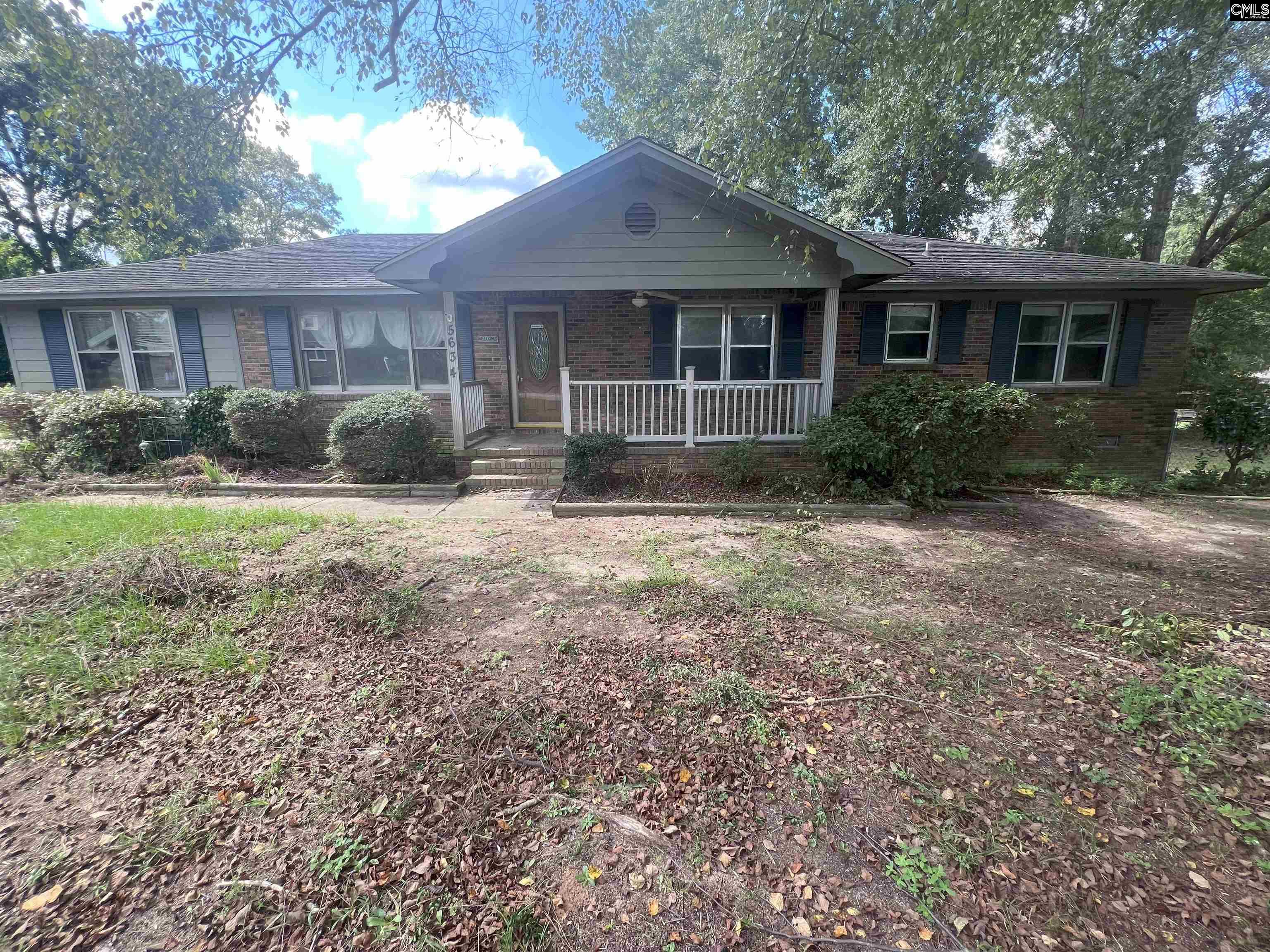 5634 Whisperwood Drive Dalzell, SC 29040