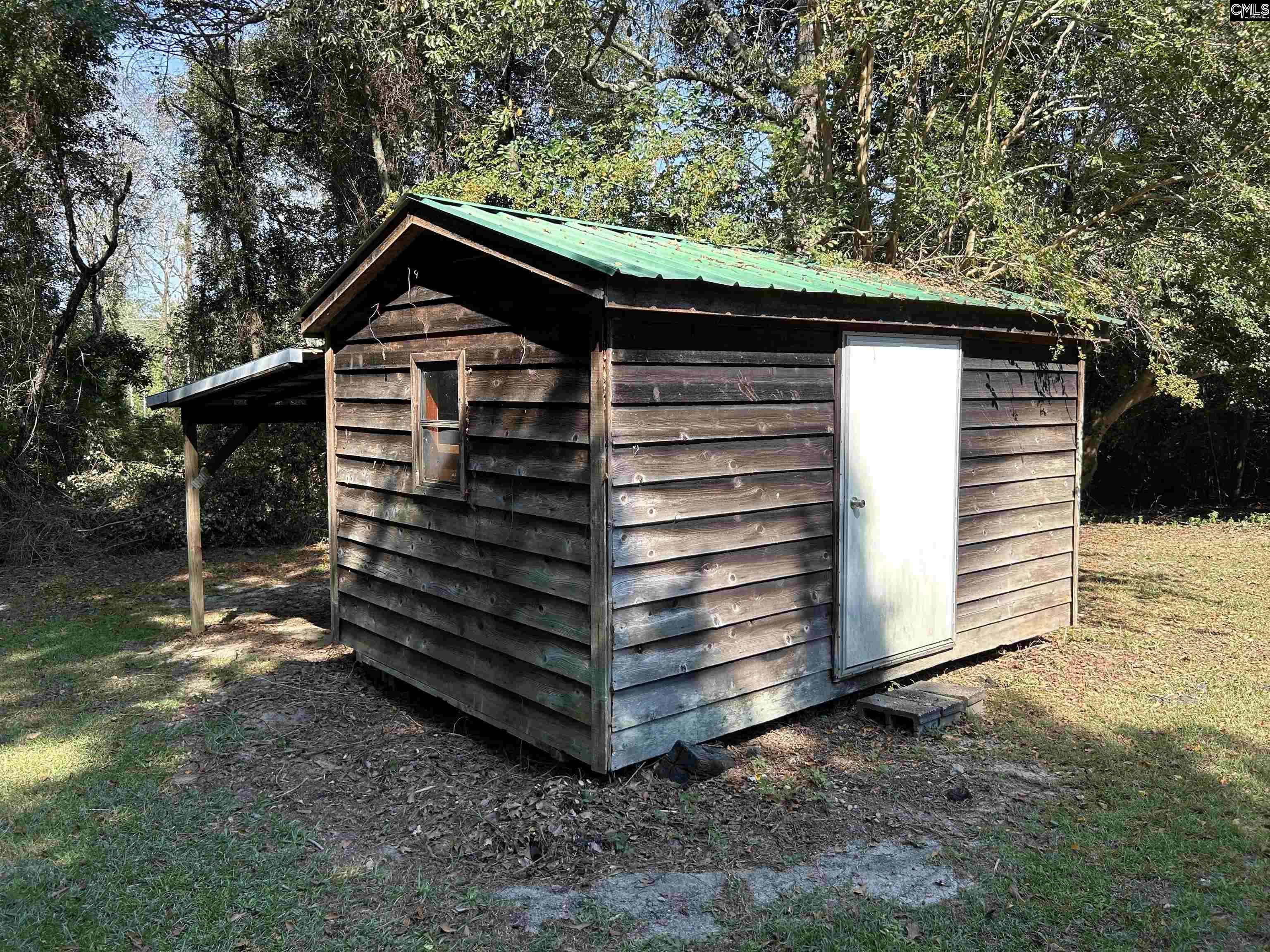 828 Calks Ferry Road Lexington, SC 29072