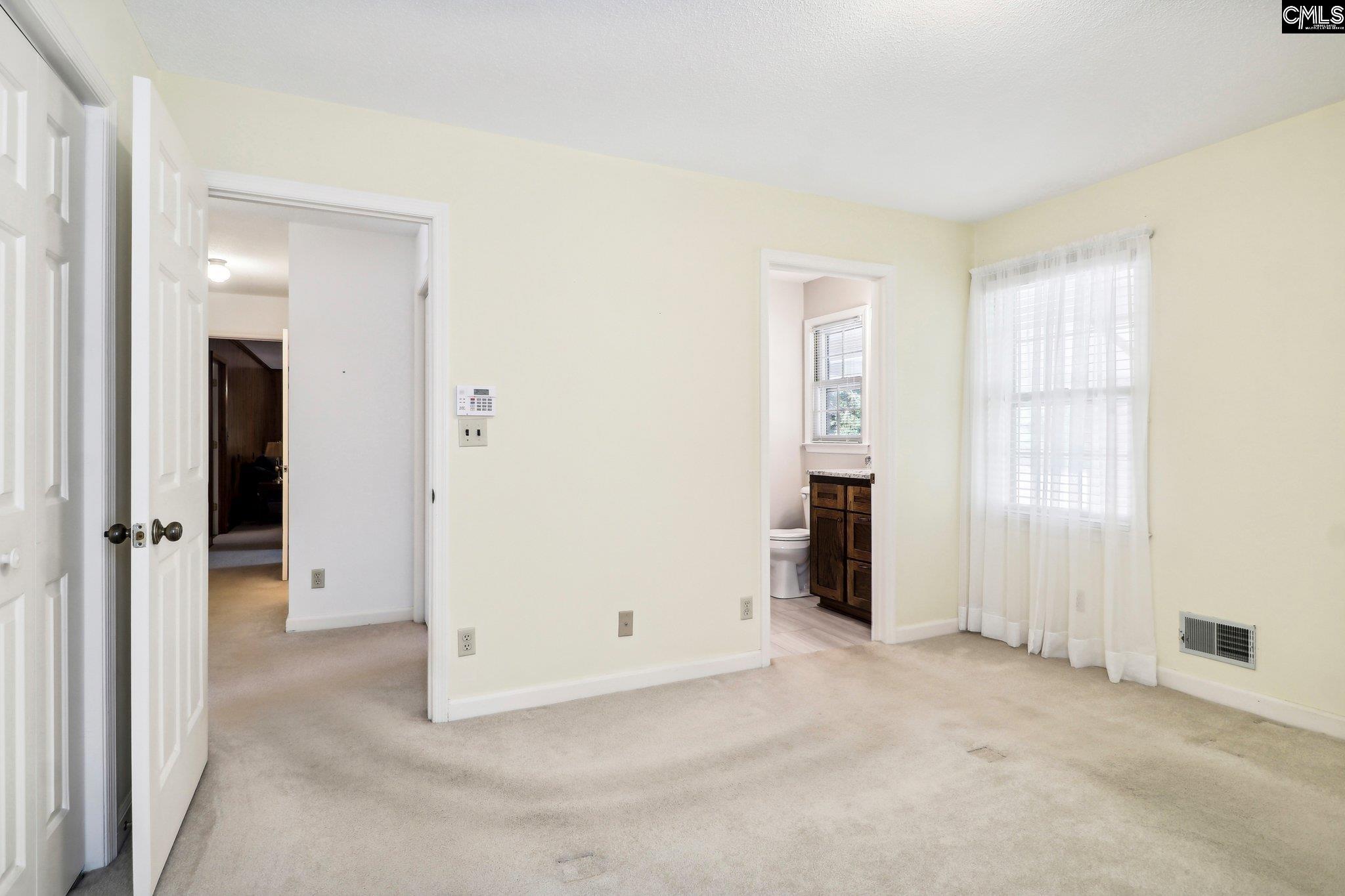 886 Polson Road Camden, SC 29020