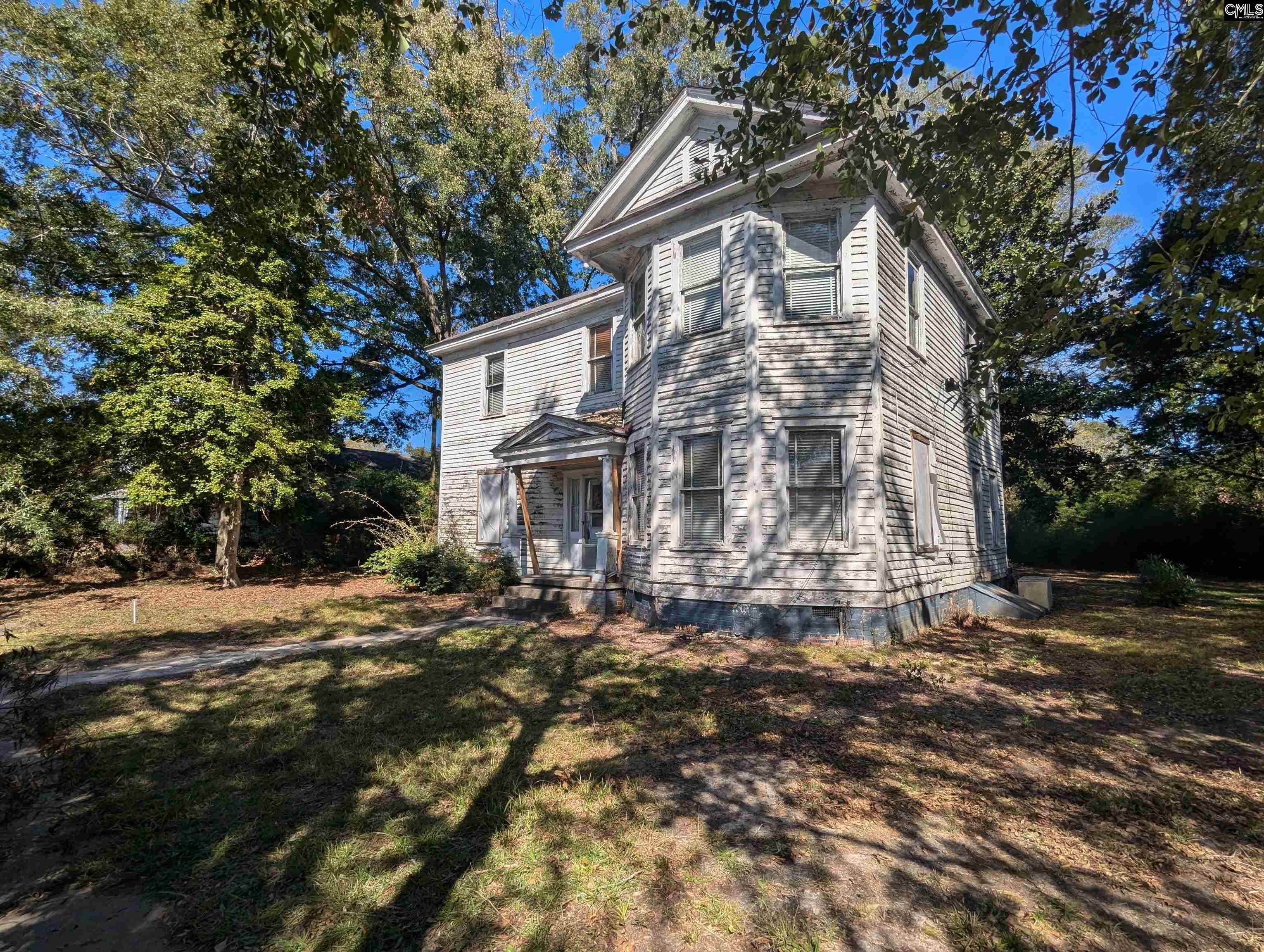 806 Glenn Street Newberry, SC 29108