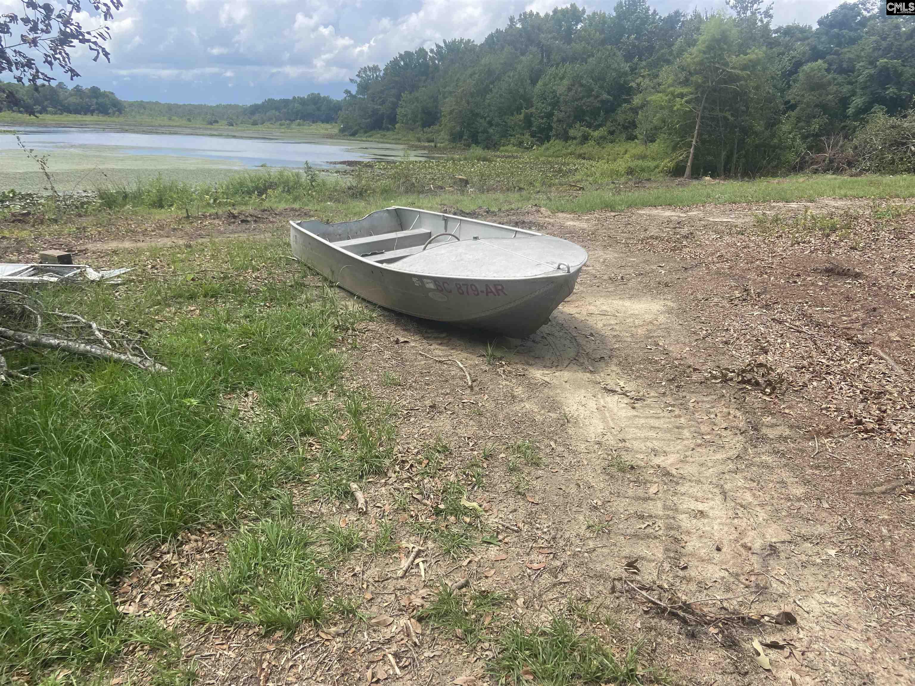 1040 Woodrow Road Bishopville, SC 29010