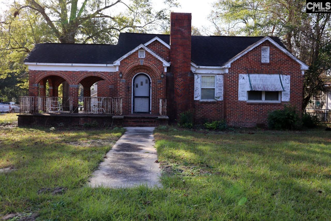 161 E Hampton Street Camden, SC 29020