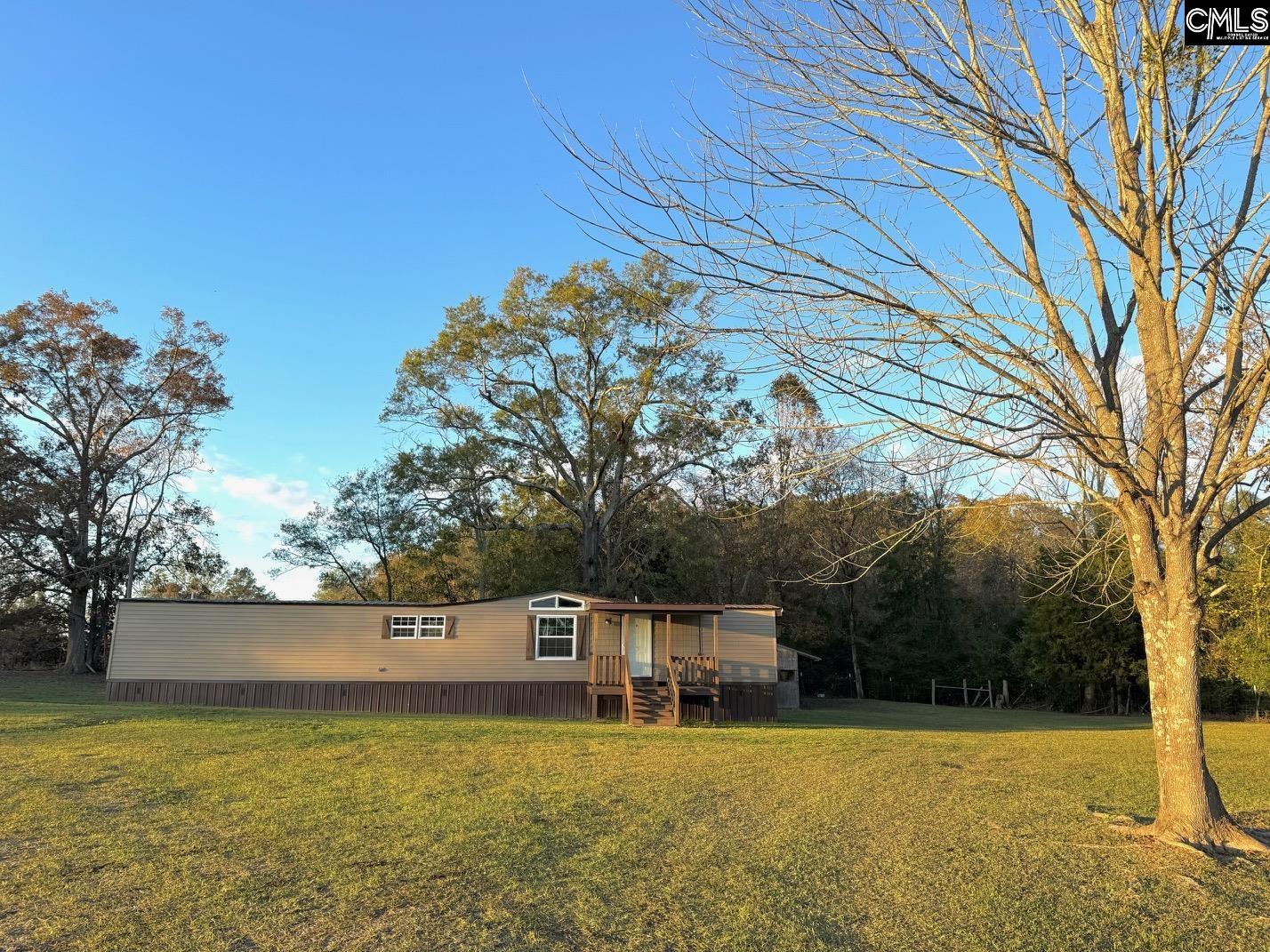 2743 Barr Woods Road Saluda, SC 29138-0000