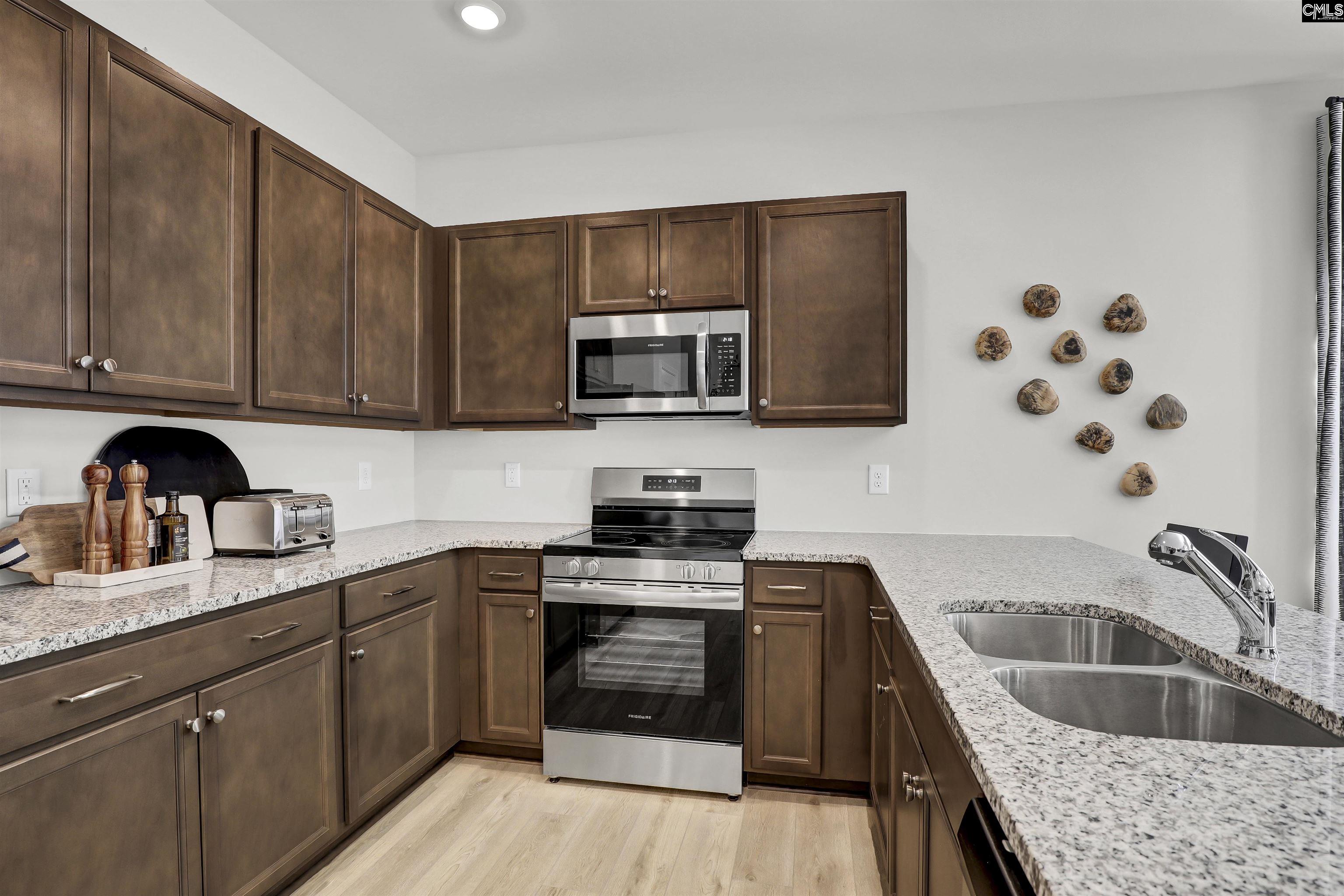 734 Clementine Run Gilbert, SC 29054