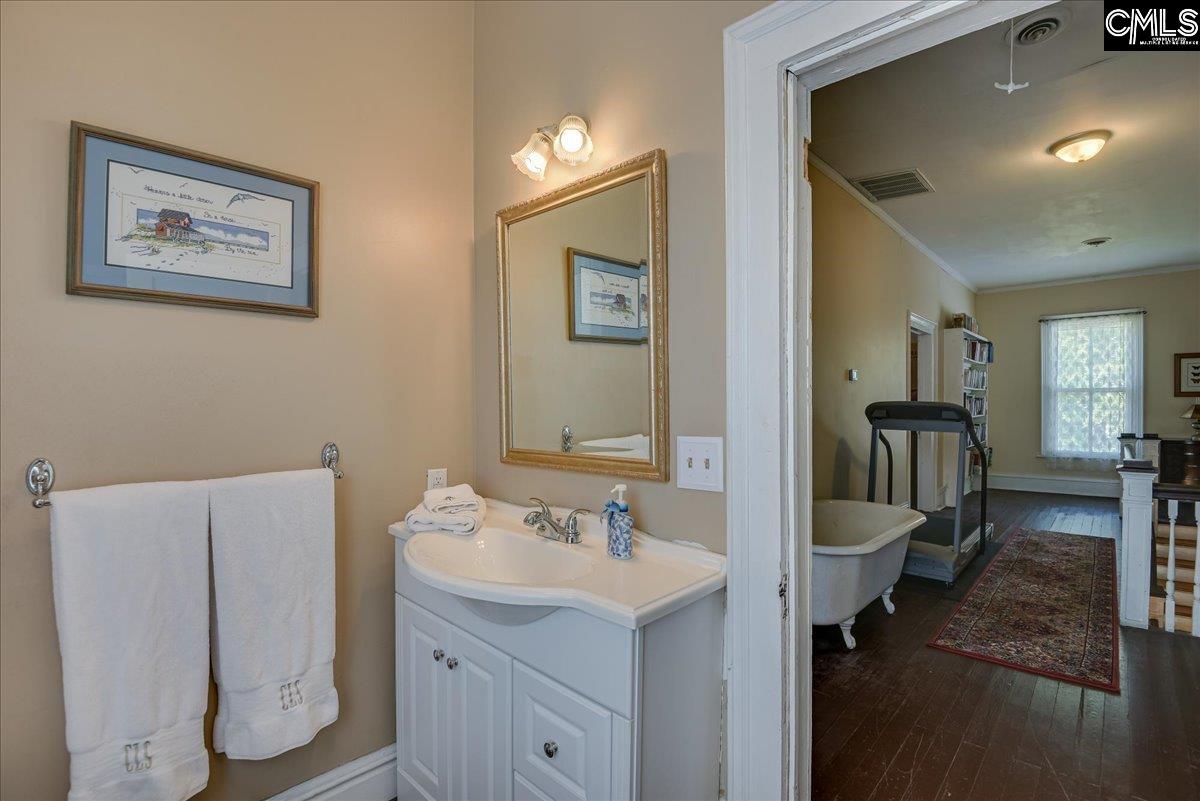501 Buncombe Street, Edgefield, South Carolina image 41