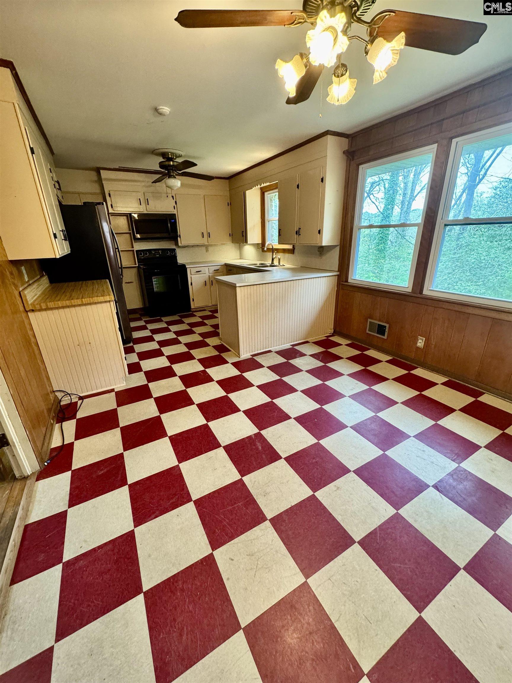 3212 Dennis Drive Columbia, SC 29204